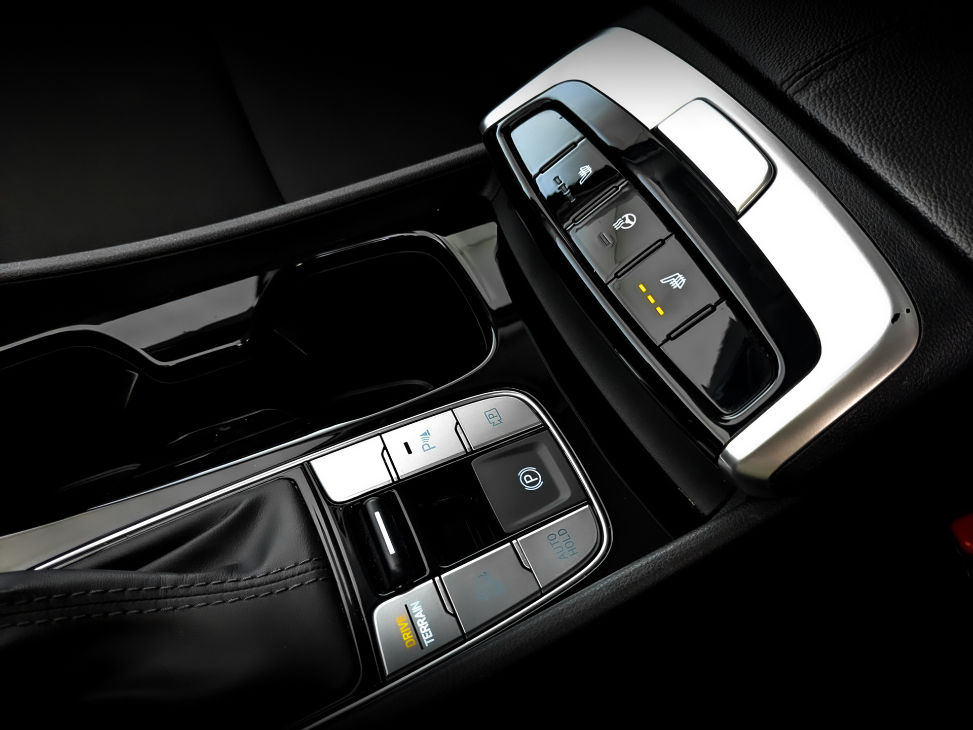 HYUNDAI Tucson 2.00 (186 л.с), автомат, 2022, пробег 59 587 км