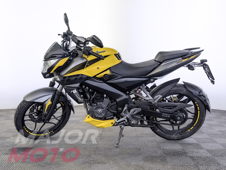 Bajaj Pulsar NS 200 - фото №2