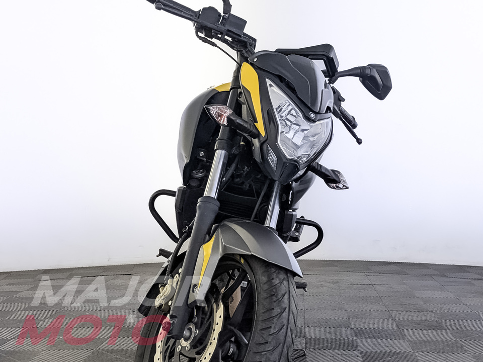 Bajaj Pulsar NS 200 - фото №4