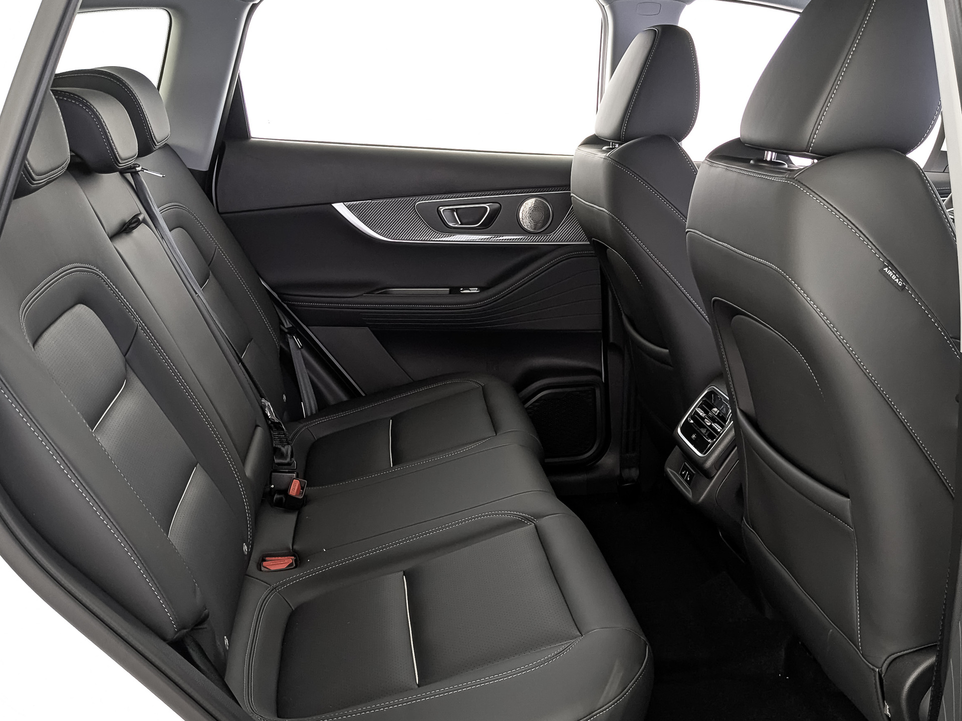 Фото Tenet T7 Active 1.6T/150 7RT 4WD