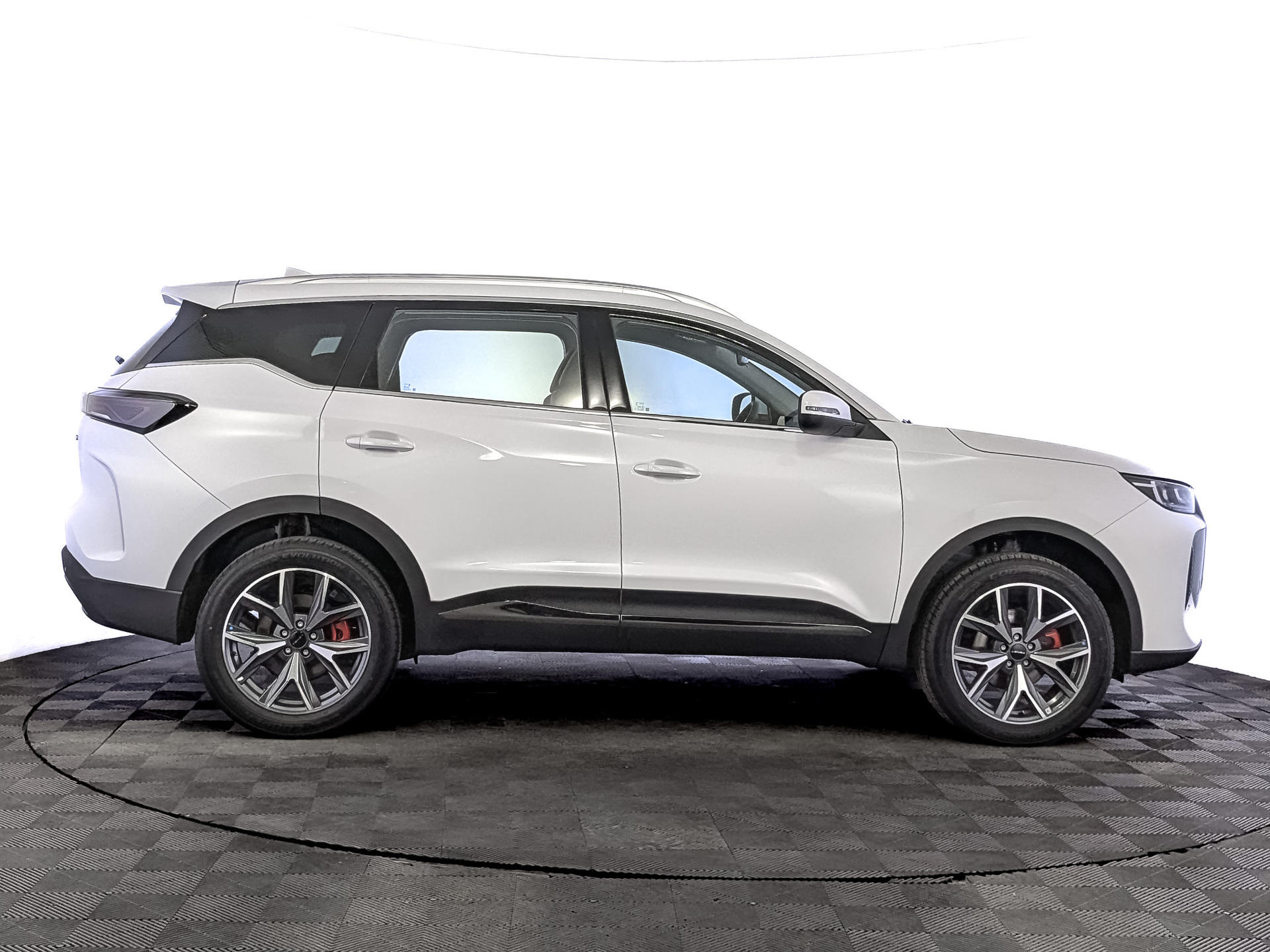 Фото Tenet T7 Active 1.6T/150 7RT 4WD
