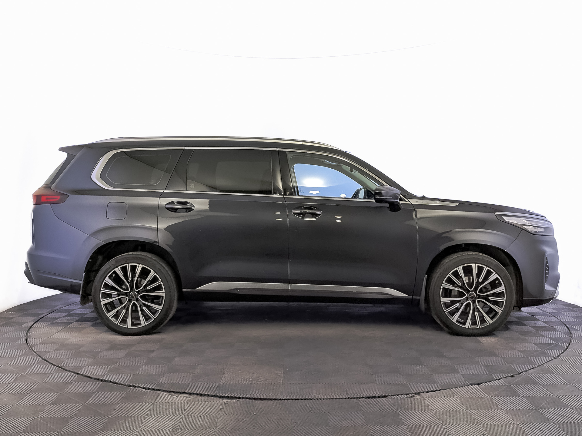 EXEED VX 2.00 (249 л.с), автомат, 2022, пробег 84 796 км