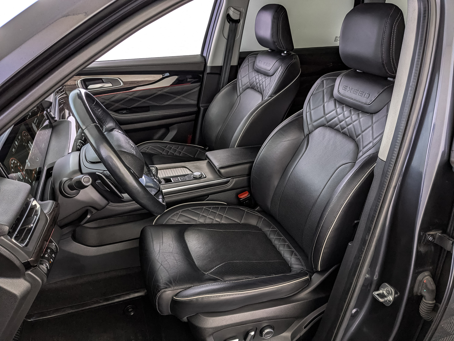 EXEED VX 2.00 (249 л.с), автомат, 2022, пробег 84 796 км