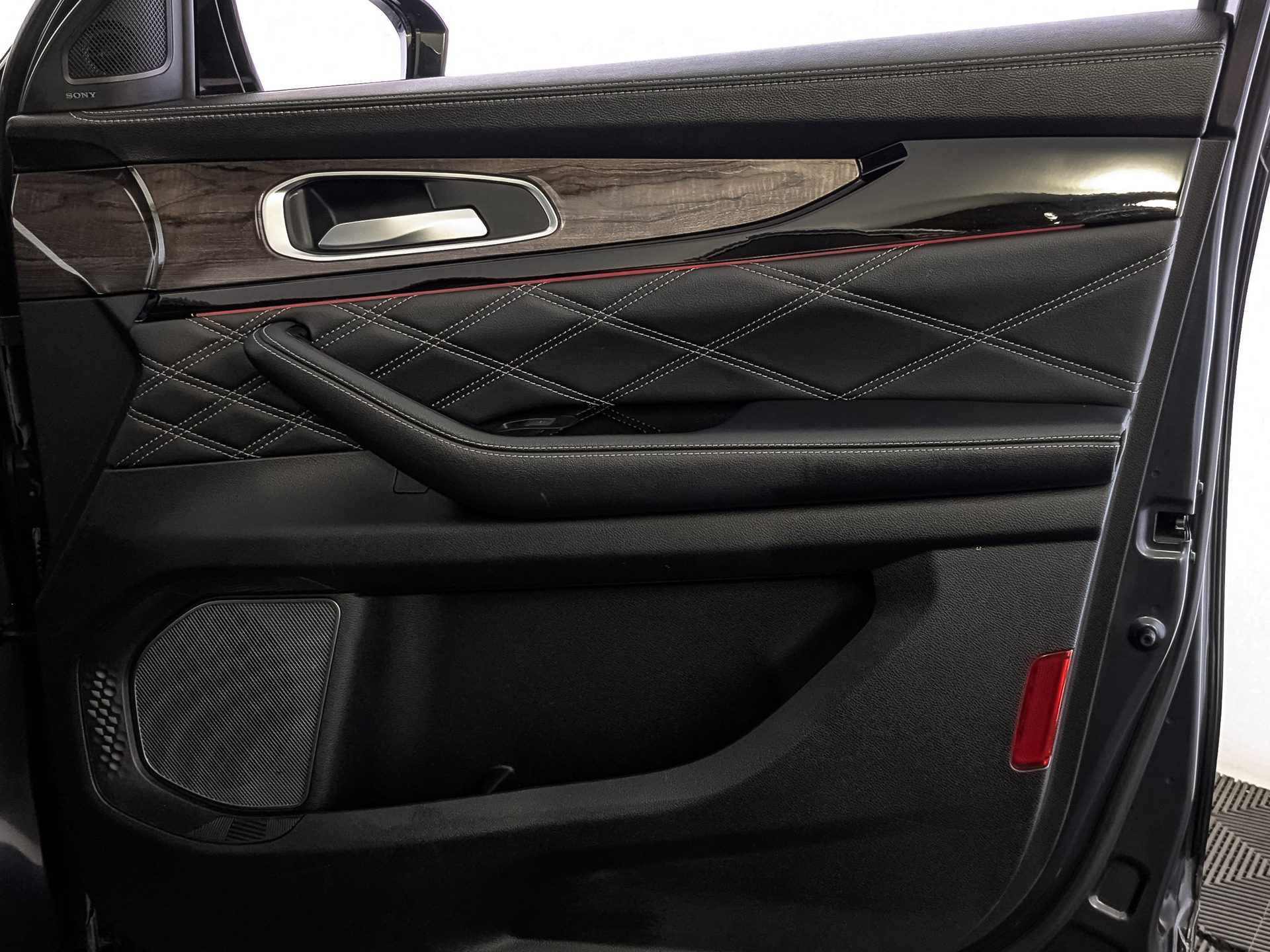 EXEED VX 2.00 (249 л.с), автомат, 2022, пробег 84 796 км