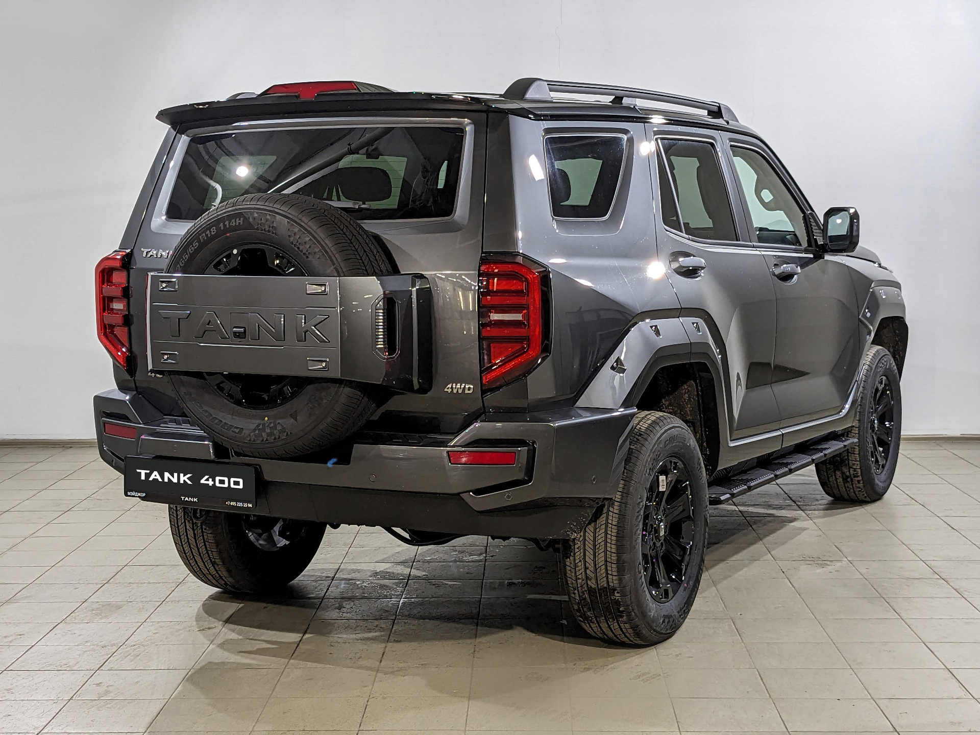Фото Tank 400 Премиум (Premium) 2.0T/245 9AT 4WD