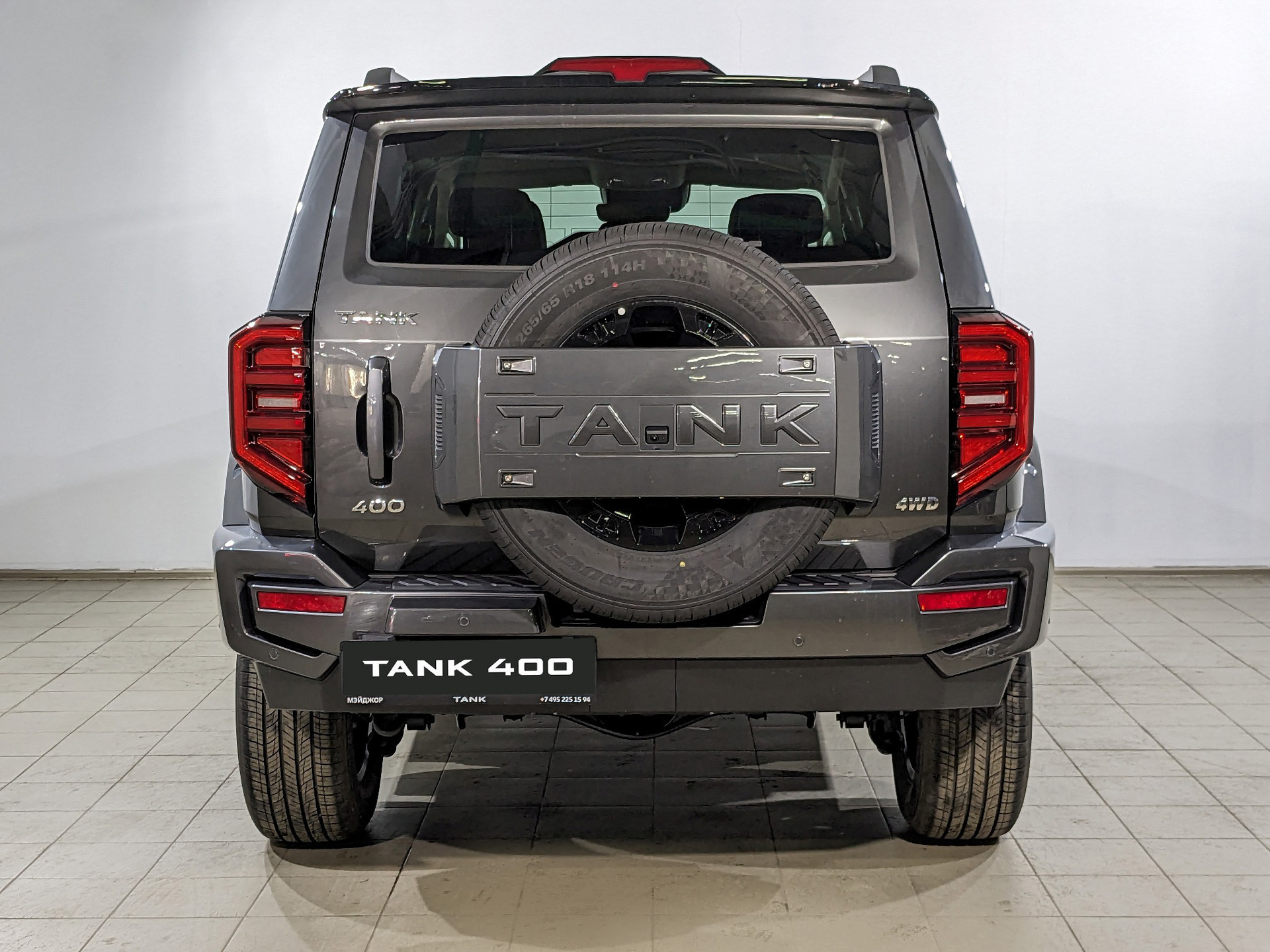 Фото Tank 400 Премиум (Premium) 2.0T/245 9AT 4WD