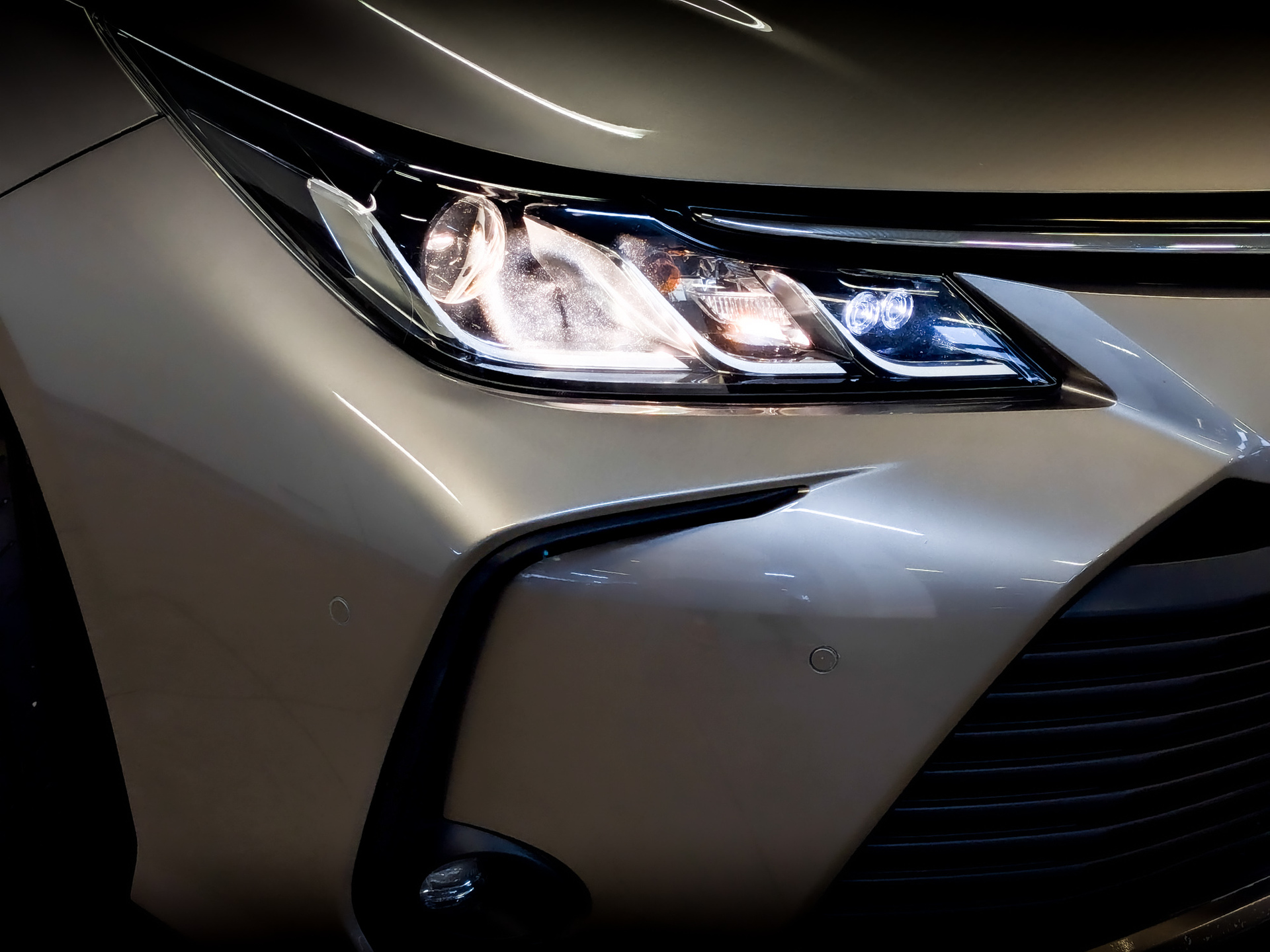 TOYOTA Corolla 1.20 (116 л.с), автомат, 2022, пробег 40 240 км