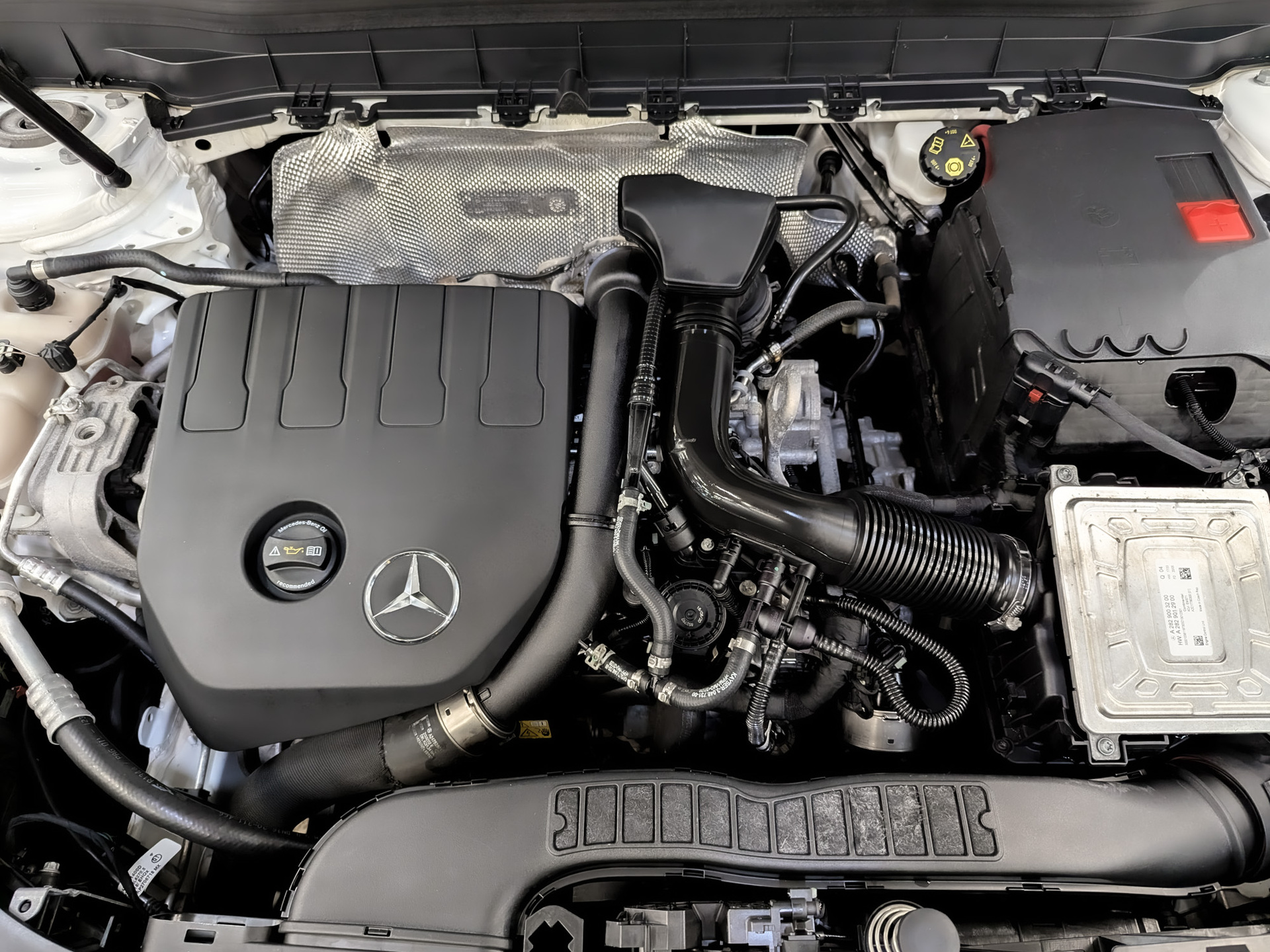 MERCEDES-BENZ GLB 1.30 (150 л.с), автомат, 2021, пробег 88 783 км