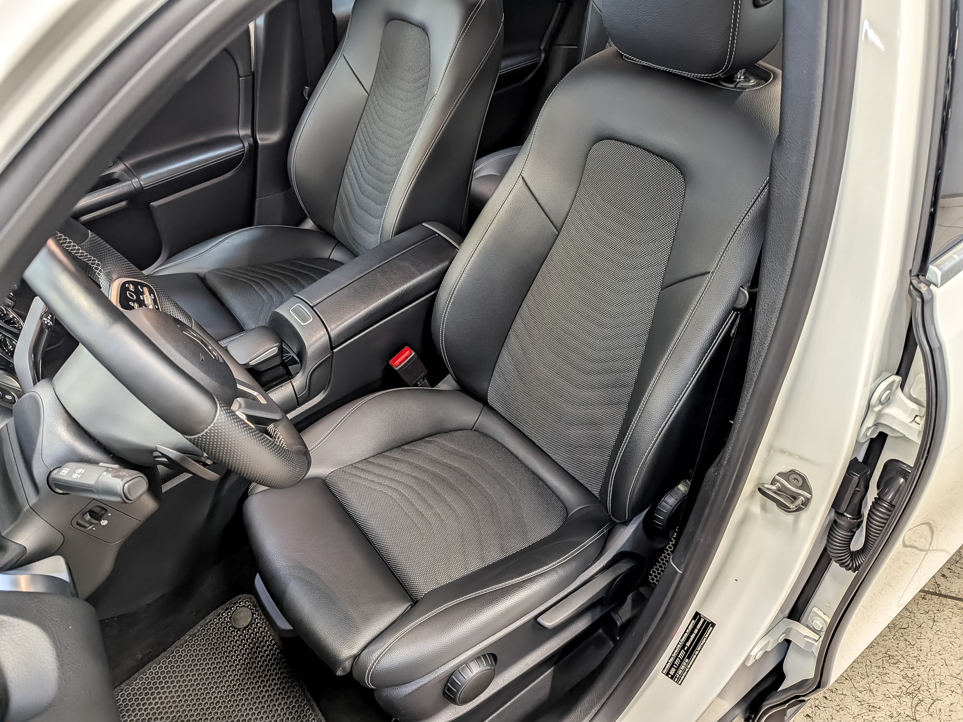 MERCEDES-BENZ GLB 1.30 (150 л.с), автомат, 2021, пробег 88 783 км