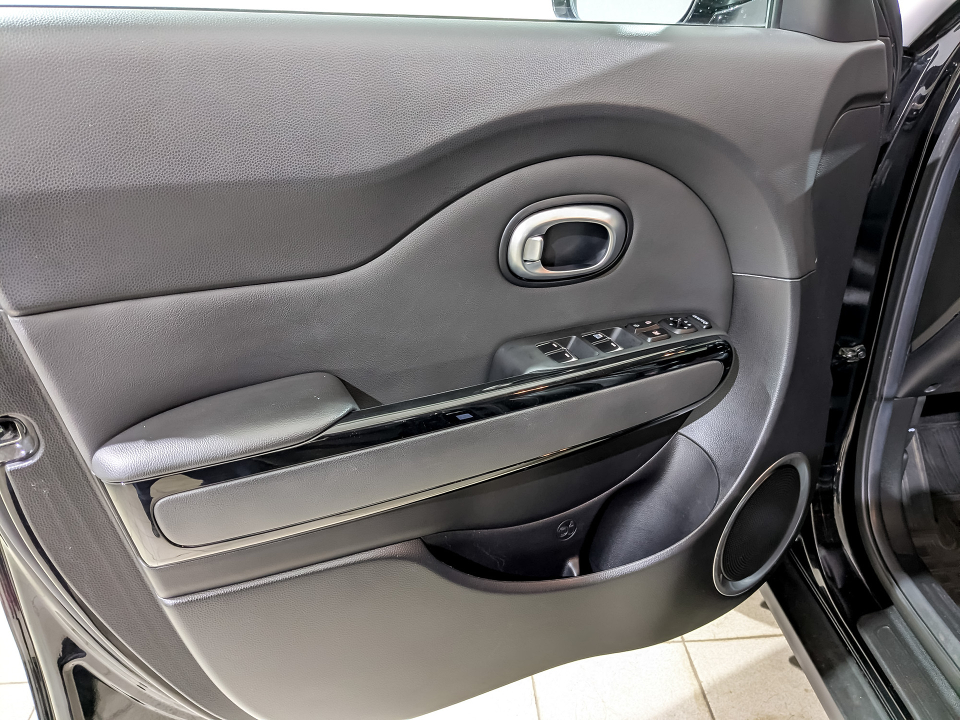 KIA Soul 1.60 (132 л.с), автомат, 2019, пробег 109 090 км