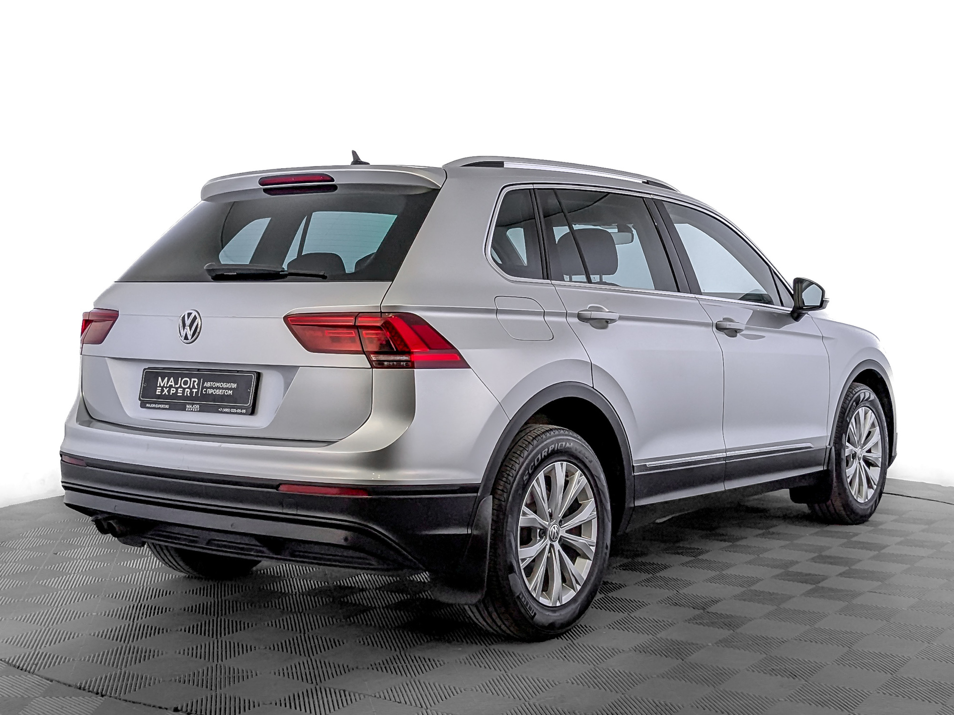 VOLKSWAGEN Tiguan 1.40 (150 л.с), автомат, 2017, пробег 125 740 км