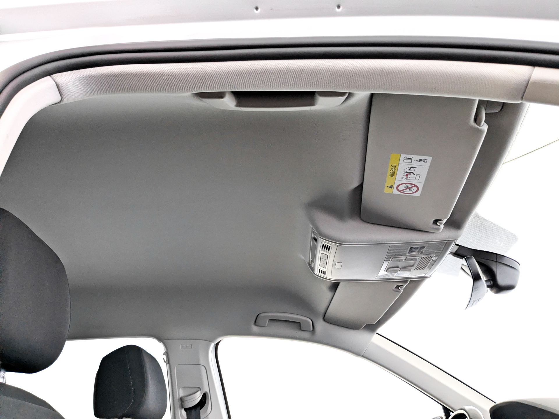 VOLKSWAGEN Tiguan 1.40 (150 л.с), автомат, 2017, пробег 125 740 км