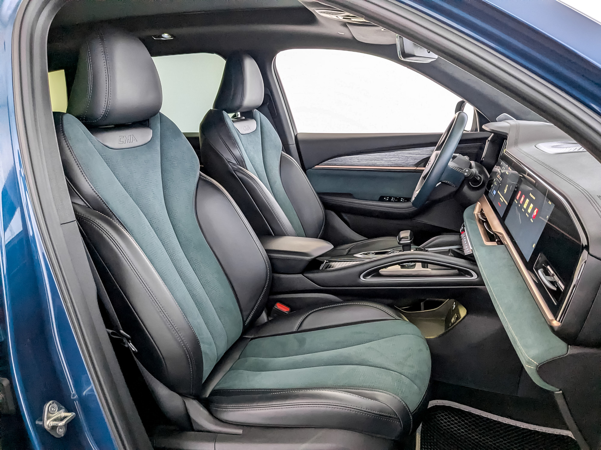 GEELY Xingyue L (Monjaro) 2.00 (238 л.с), автомат, 2023, пробег 91 134 км
