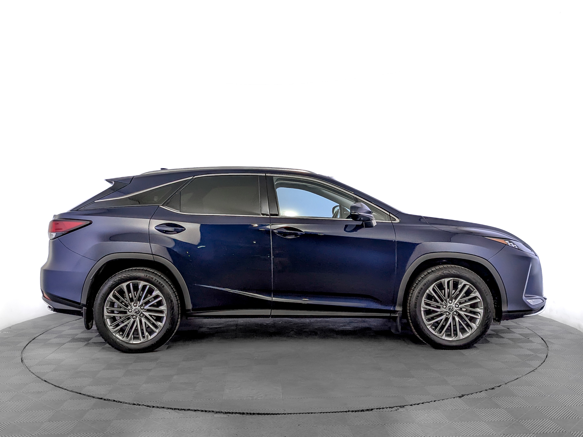 LEXUS RX 2.00 (238 л.с), автомат, 2021, пробег 65 400 км