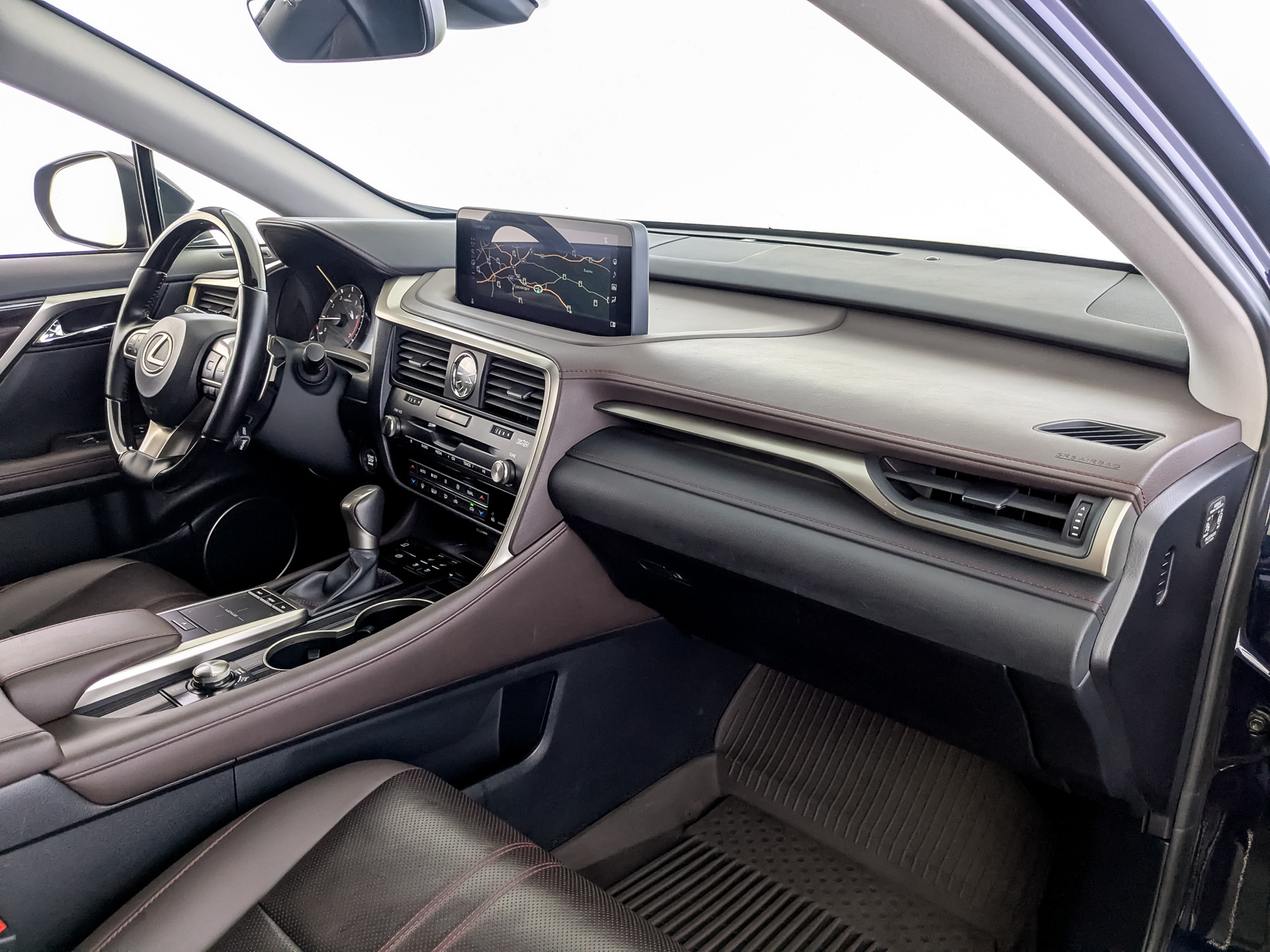 LEXUS RX 2.00 (238 л.с), автомат, 2021, пробег 65 400 км