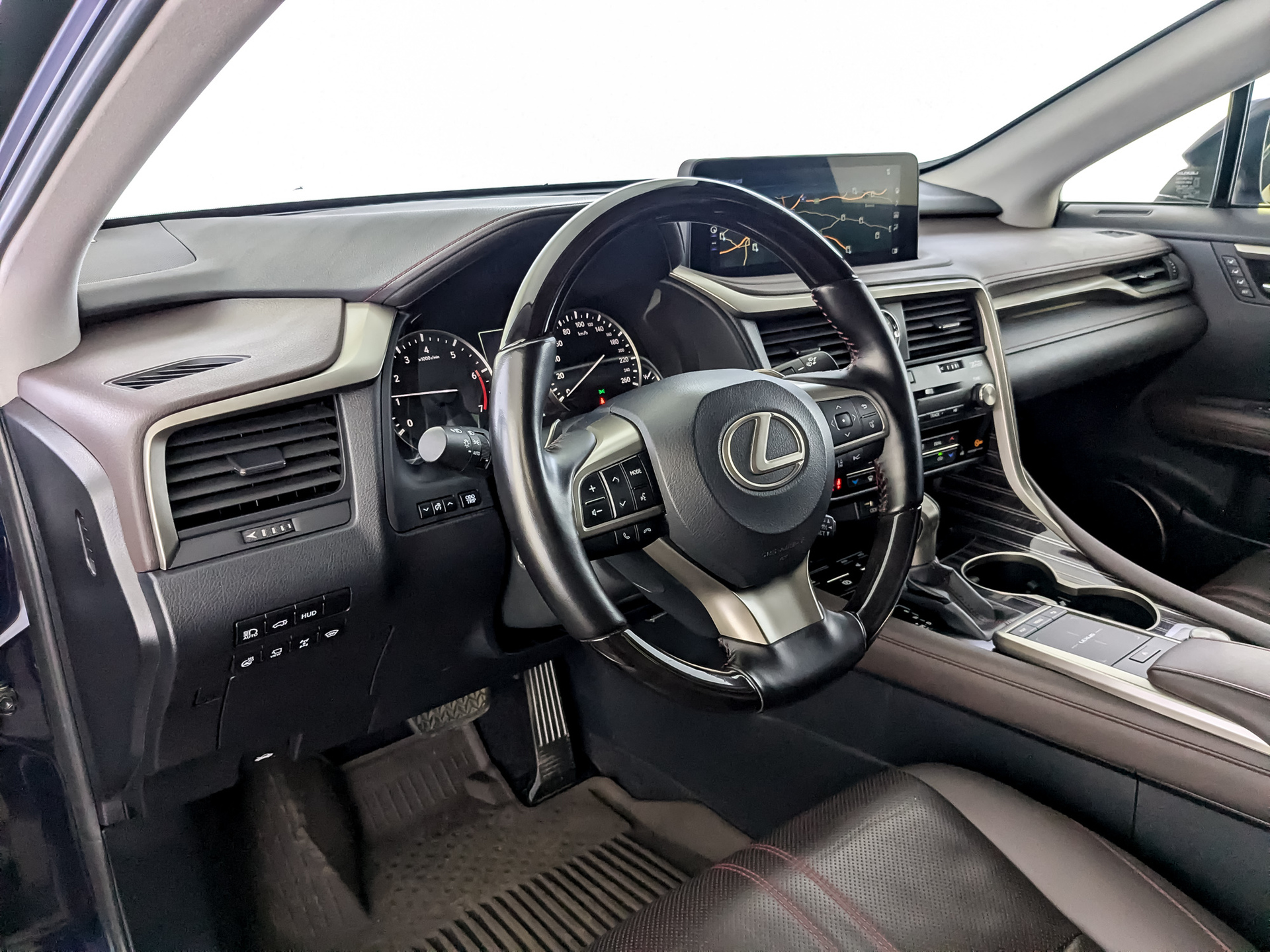 LEXUS RX 2.00 (238 л.с), автомат, 2021, пробег 65 400 км