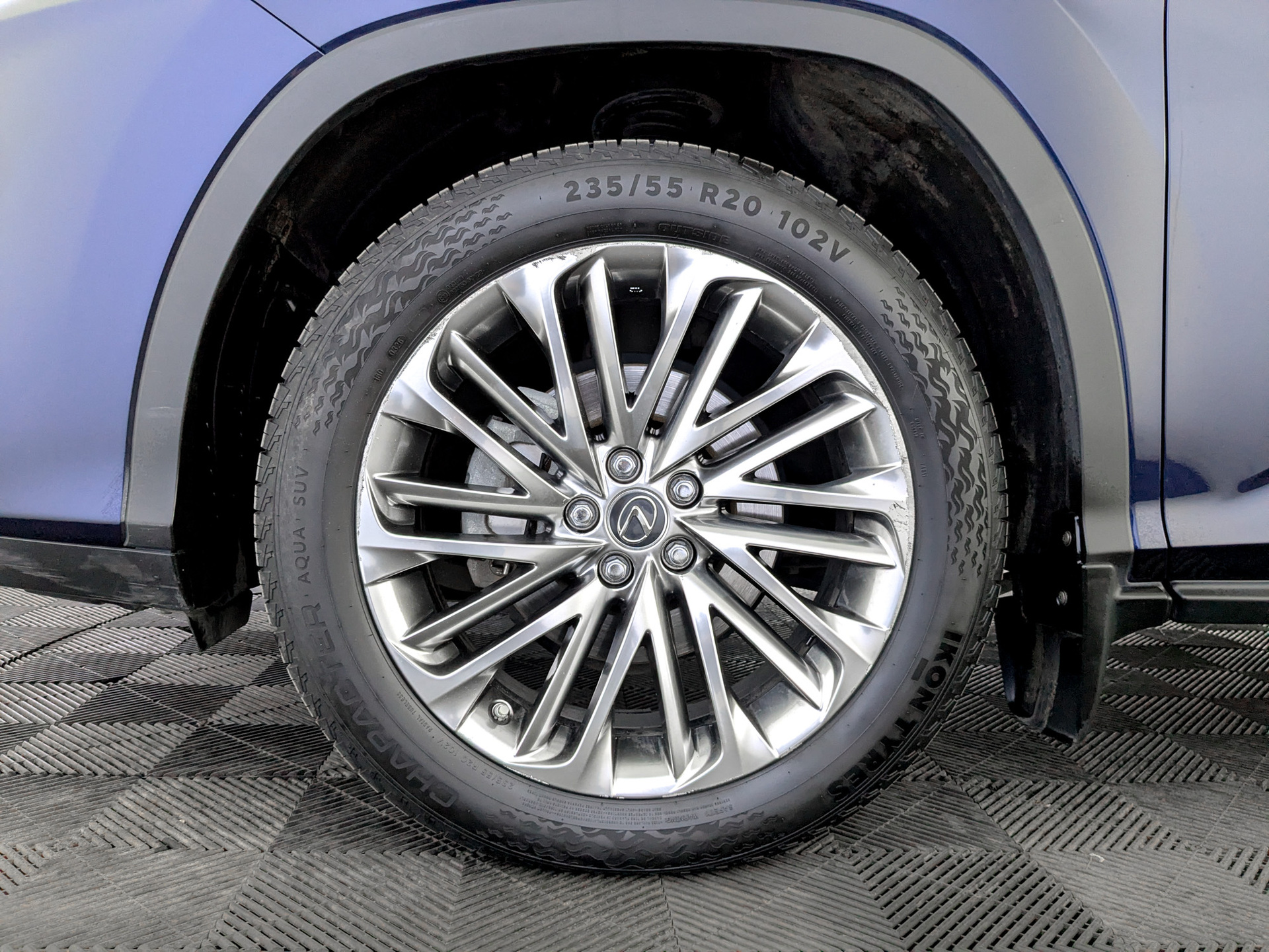LEXUS RX 2.00 (238 л.с), автомат, 2021, пробег 65 400 км