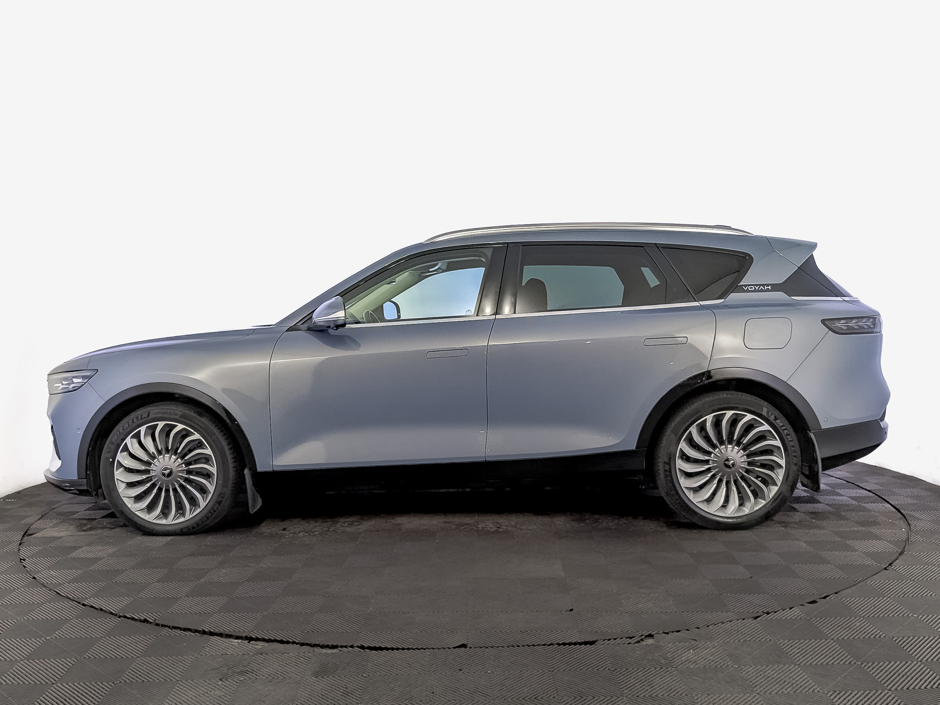 VOYAH Free 1.50 (231 л.с), автомат, 2023, пробег 56 750 км