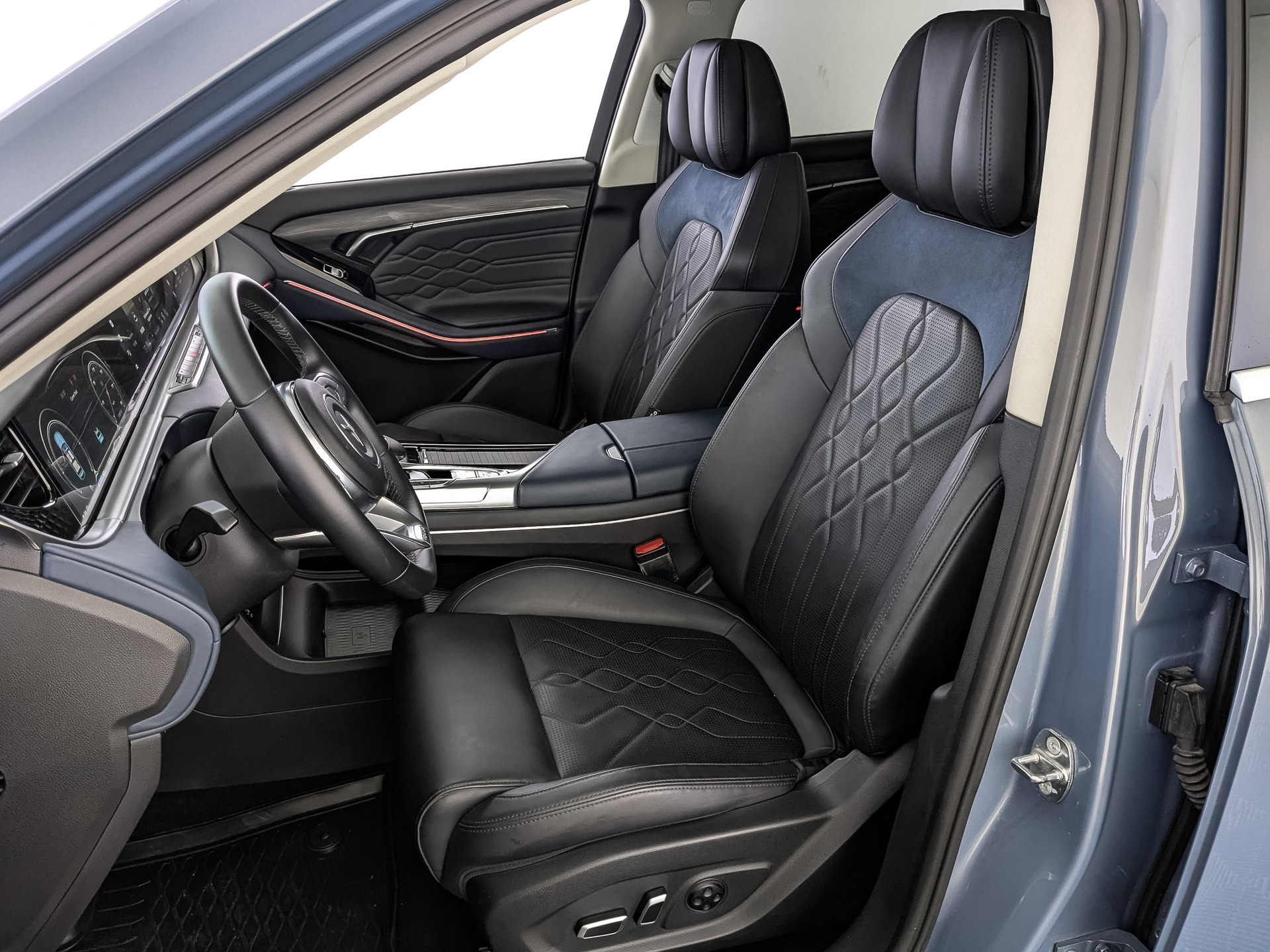 VOYAH Free 1.50 (231 л.с), автомат, 2023, пробег 56 750 км