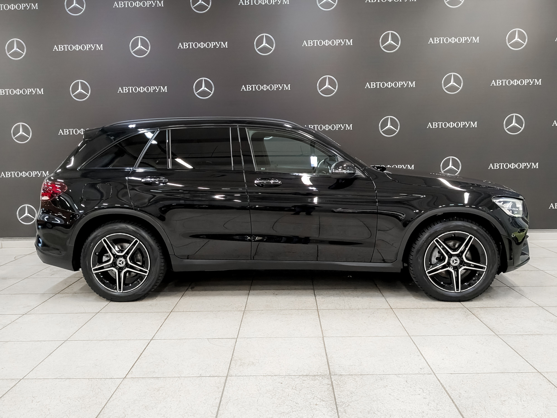 MERCEDES-BENZ GLC 2.00 (249 л.с), автомат, 2021, пробег 37 847 км