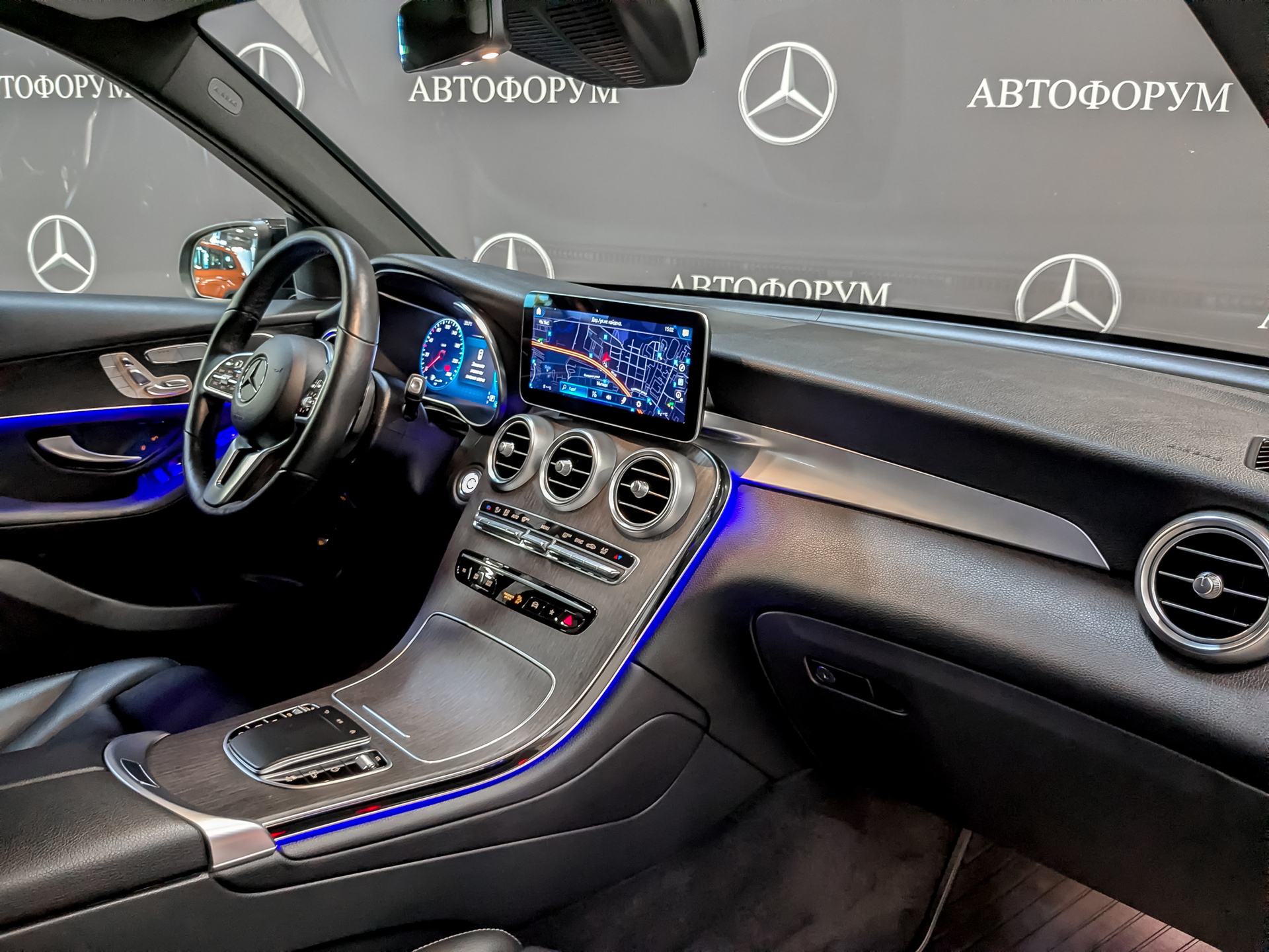 MERCEDES-BENZ GLC 2.00 (249 л.с), автомат, 2021, пробег 37 847 км