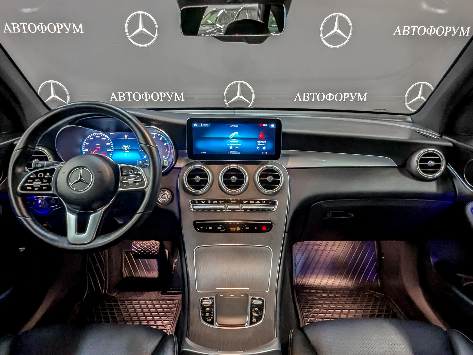 MERCEDES-BENZ GLC 2.00 (249 л.с), автомат, 2021, пробег 37 847 км