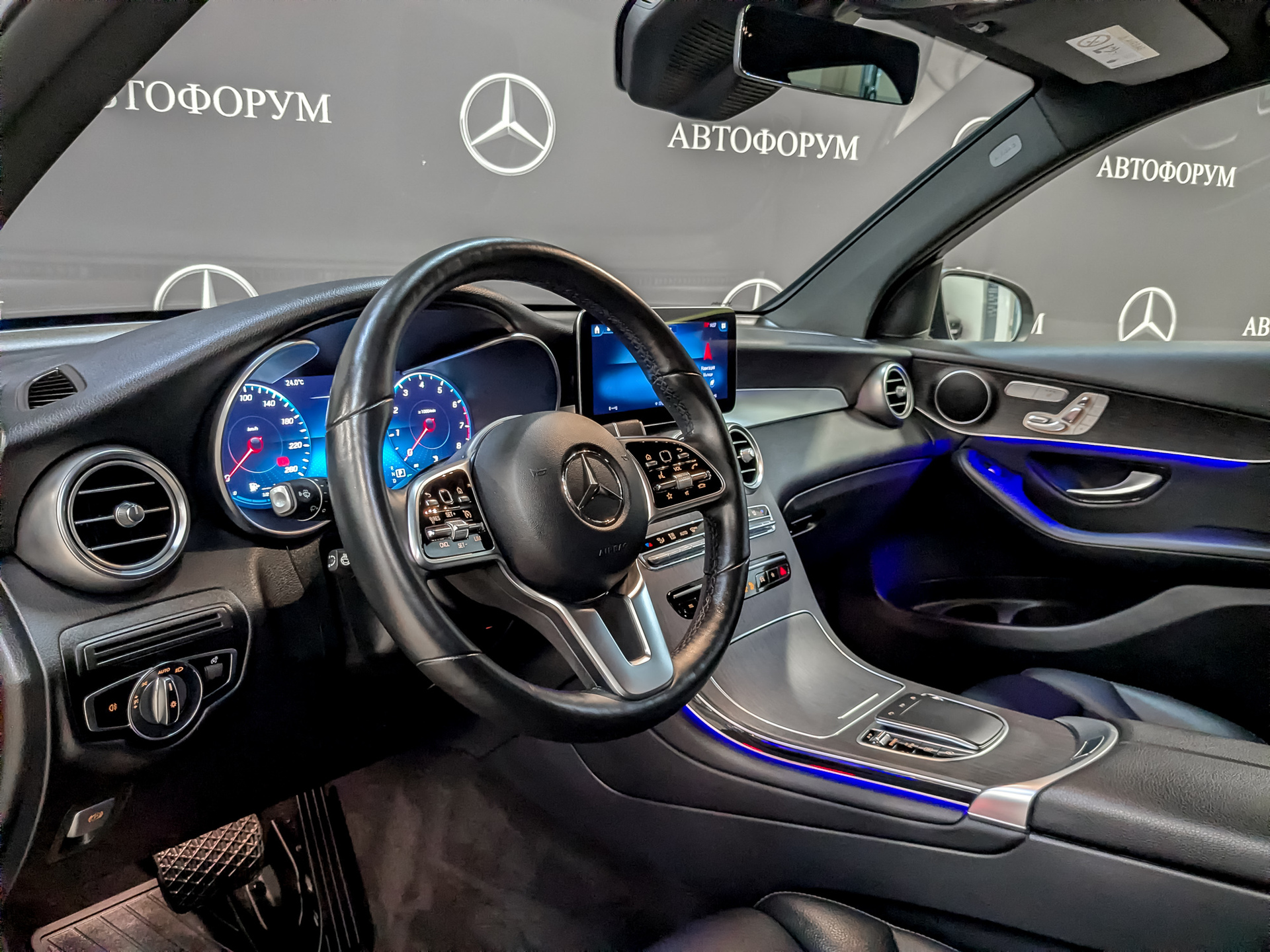 MERCEDES-BENZ GLC 2.00 (249 л.с), автомат, 2021, пробег 37 847 км