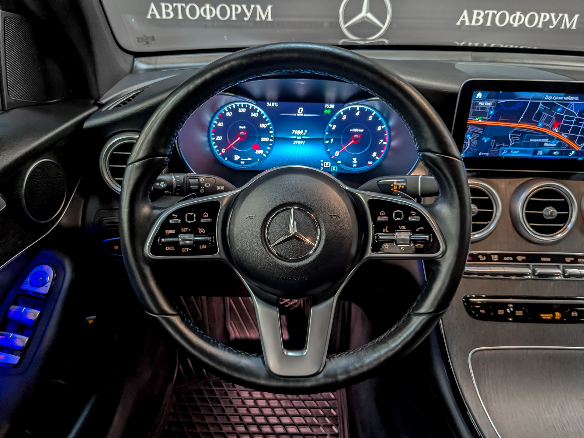 MERCEDES-BENZ GLC 2.00 (249 л.с), автомат, 2021, пробег 37 847 км