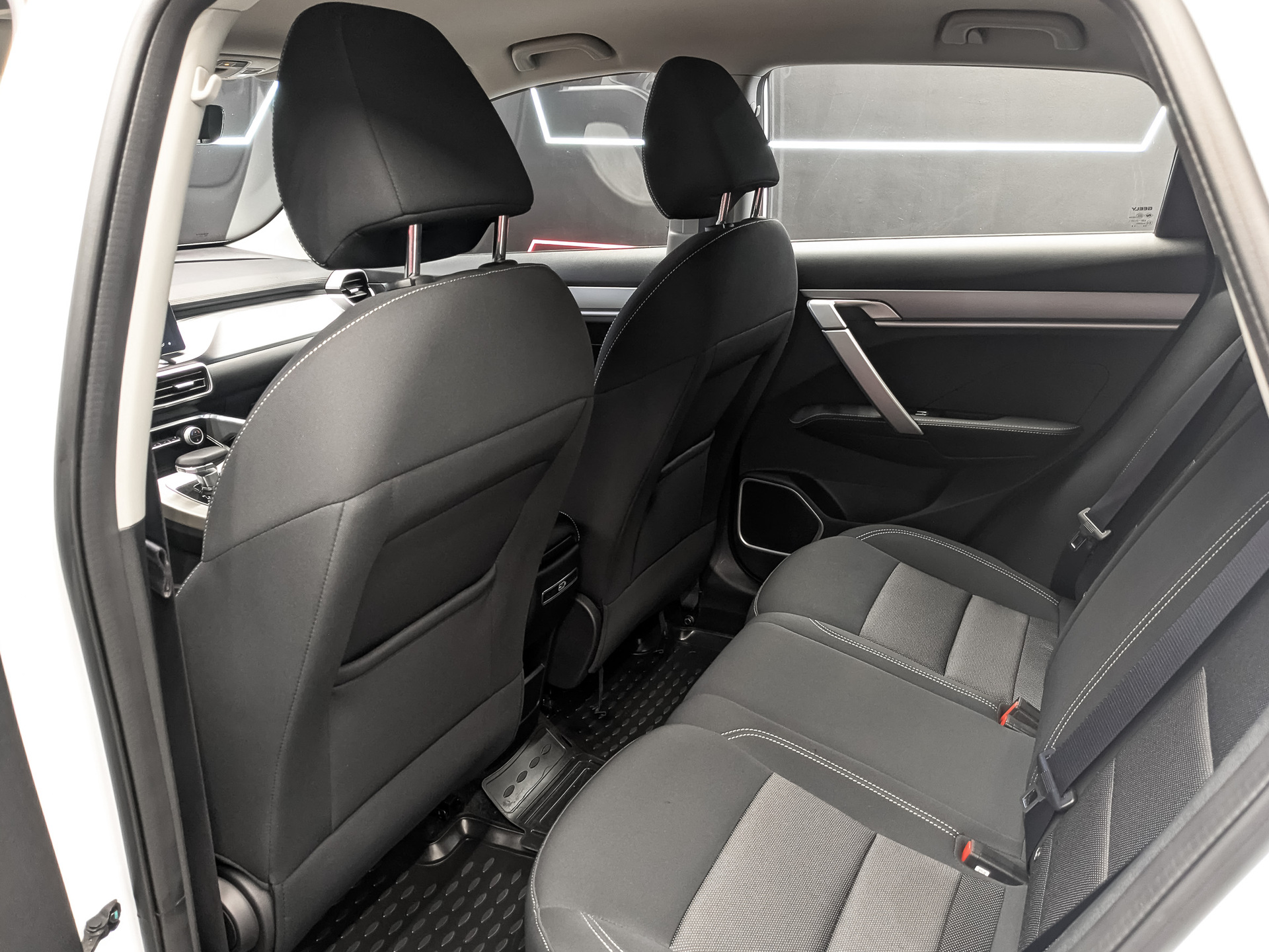 GEELY Coolray 1.50 (149 л.с), автомат, 2023, пробег 12 062 км