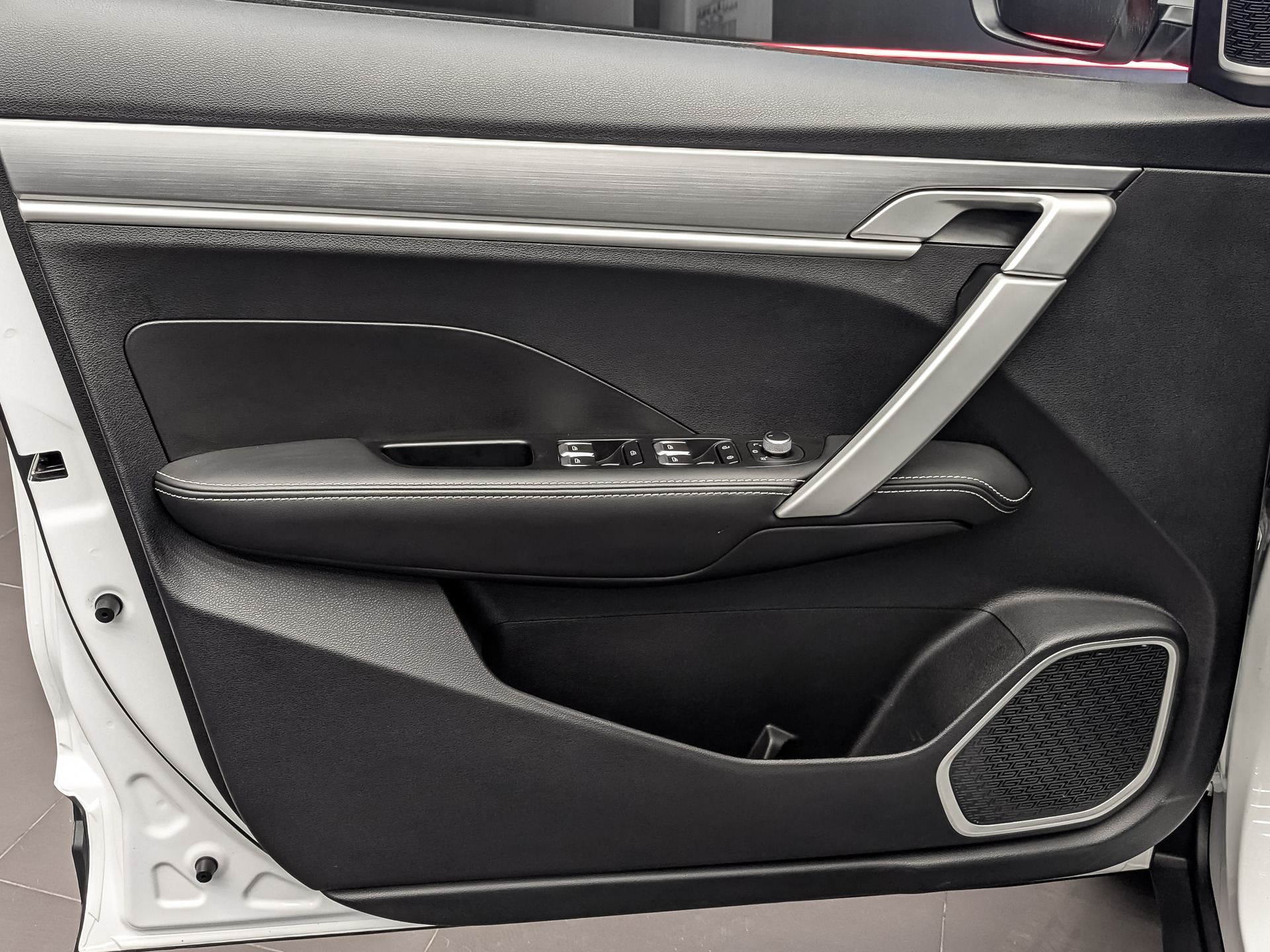 GEELY Coolray 1.50 (149 л.с), автомат, 2023, пробег 12 062 км