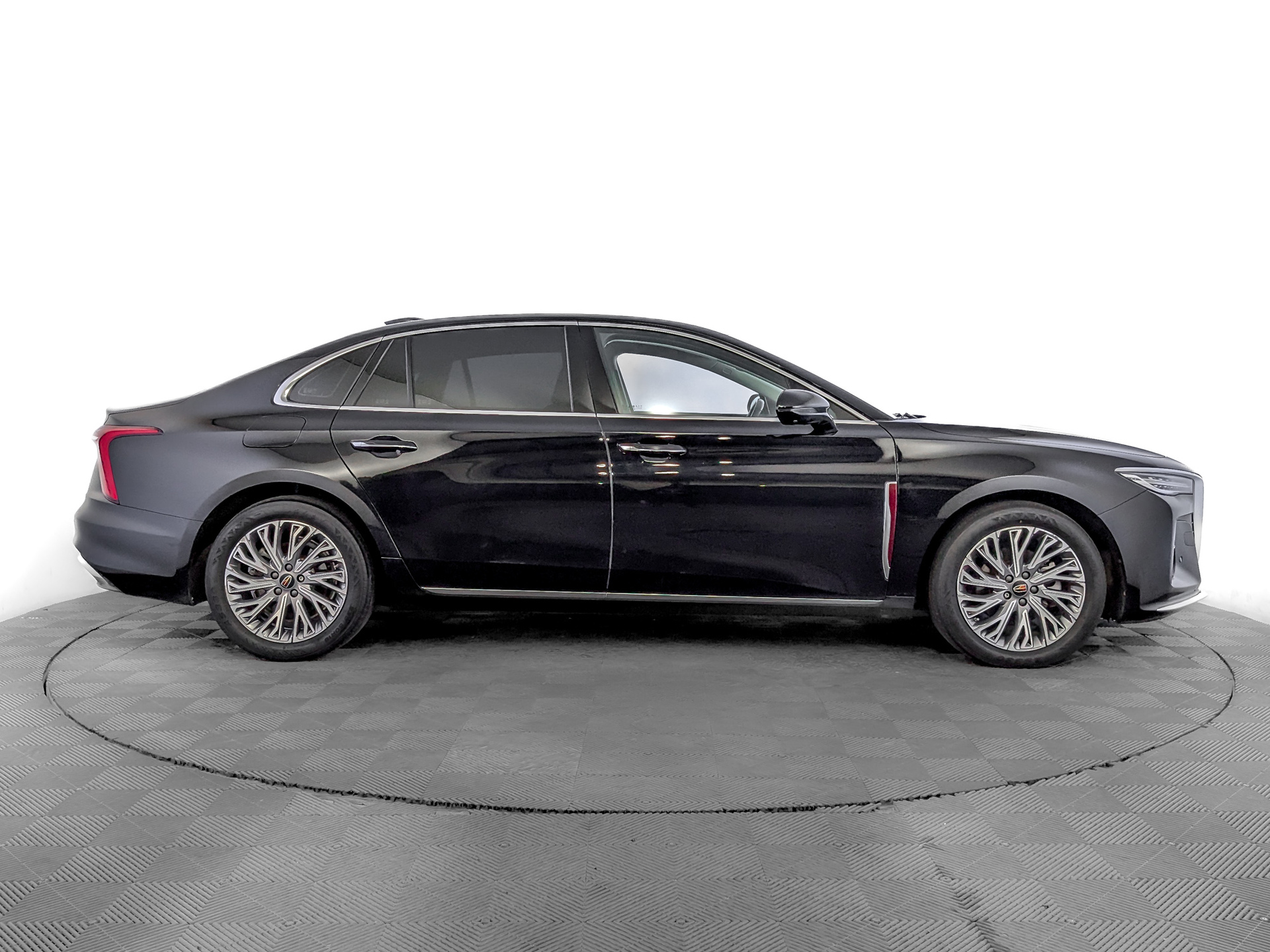 HONGQI H5 II 2.00 (218 л.с), автомат, 2024, пробег 129 491 км