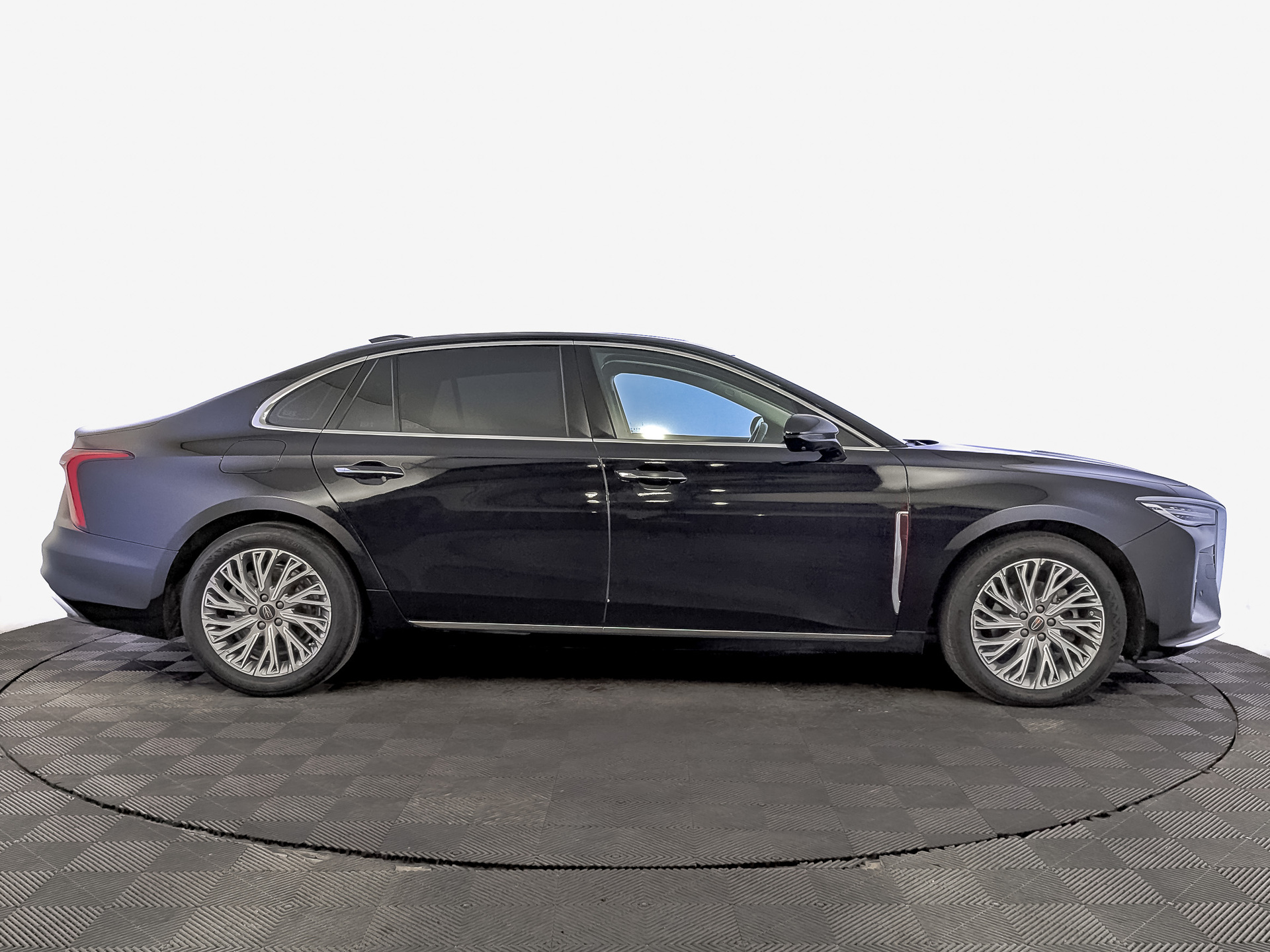 HONGQI H5 II 2.00 (218 л.с), автомат, 2024, пробег 128 228 км