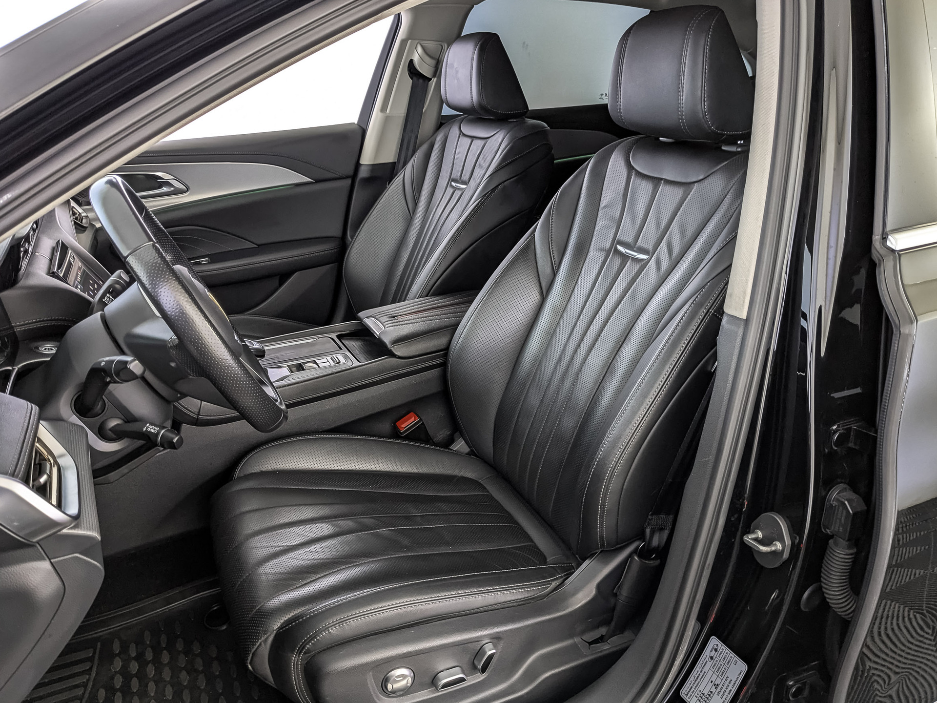 HONGQI H5 II 2.00 (218 л.с), автомат, 2024, пробег 128 228 км
