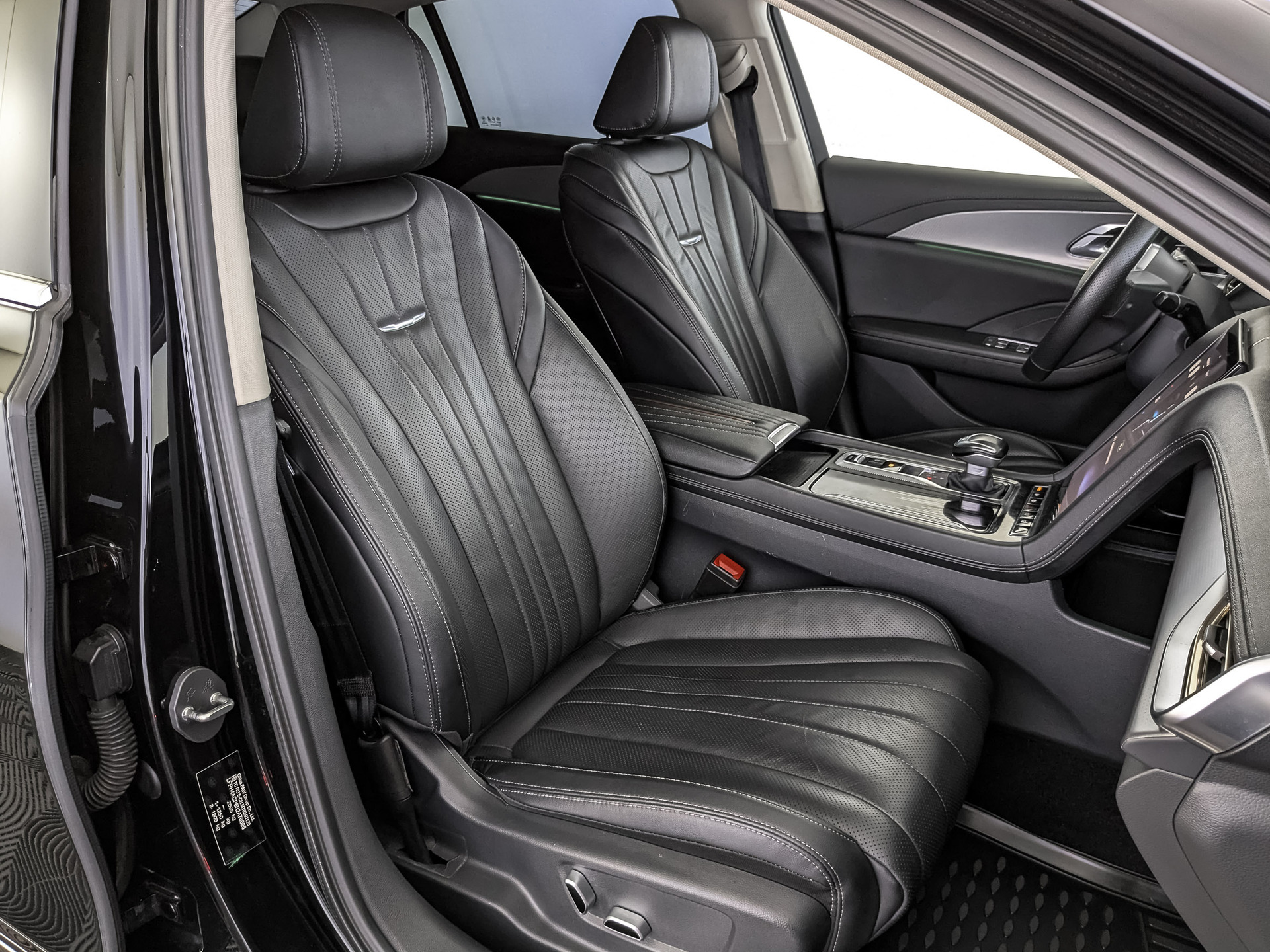HONGQI H5 II 2.00 (218 л.с), автомат, 2024, пробег 128 228 км