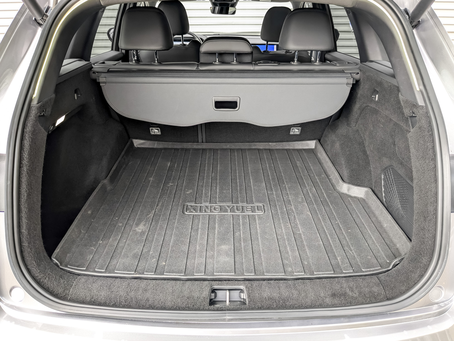 GEELY Monjaro 2.00 (238 л.с), автомат, 2024, пробег 49 296 км
