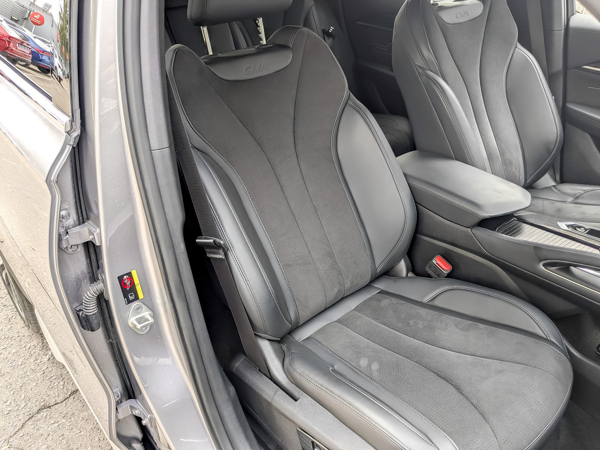 GEELY Monjaro 2.00 (238 л.с), автомат, 2024, пробег 49 296 км