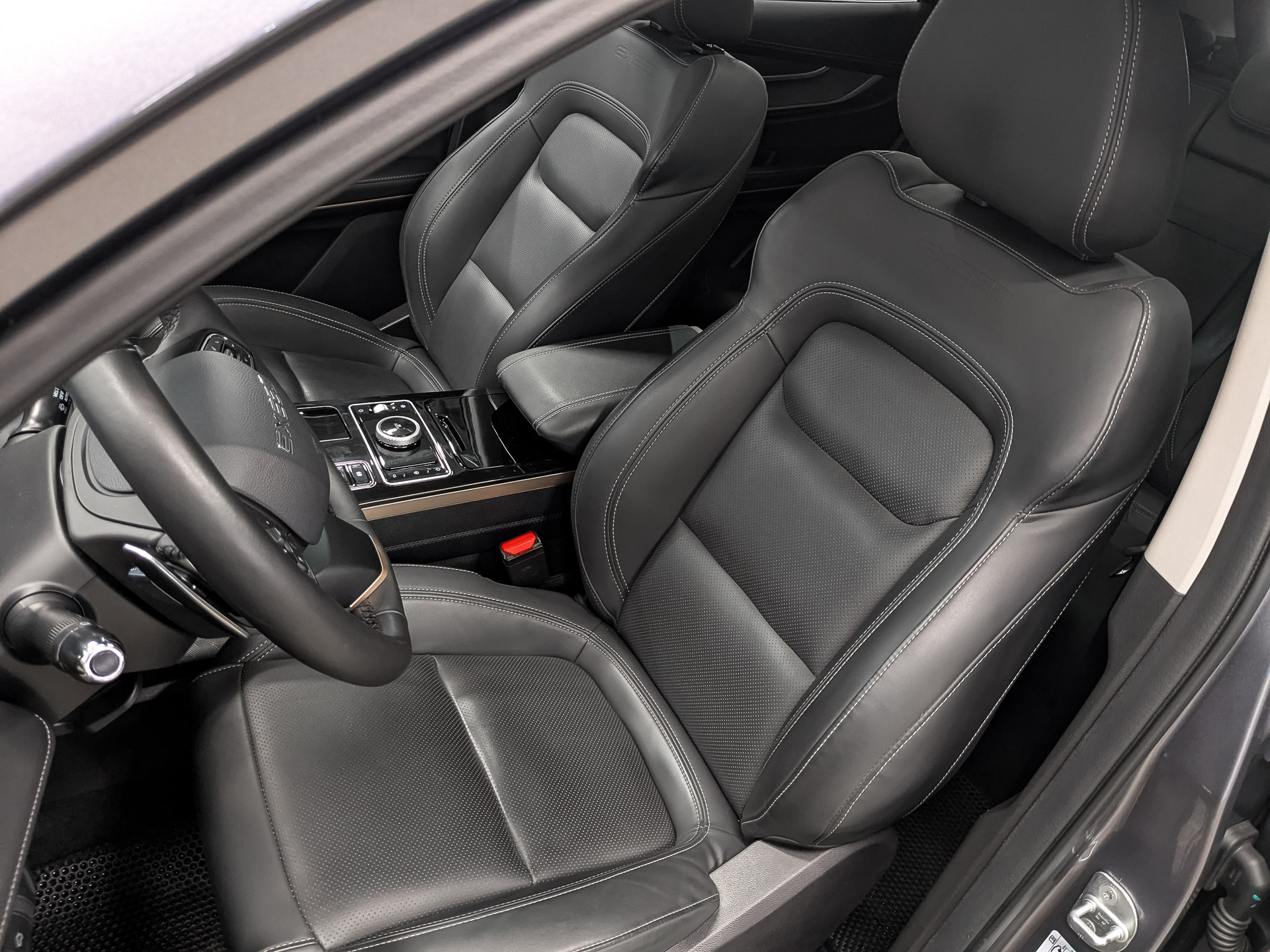EXEED LX 1.60 (150 л.с), автомат, 2023, пробег 47 280 км