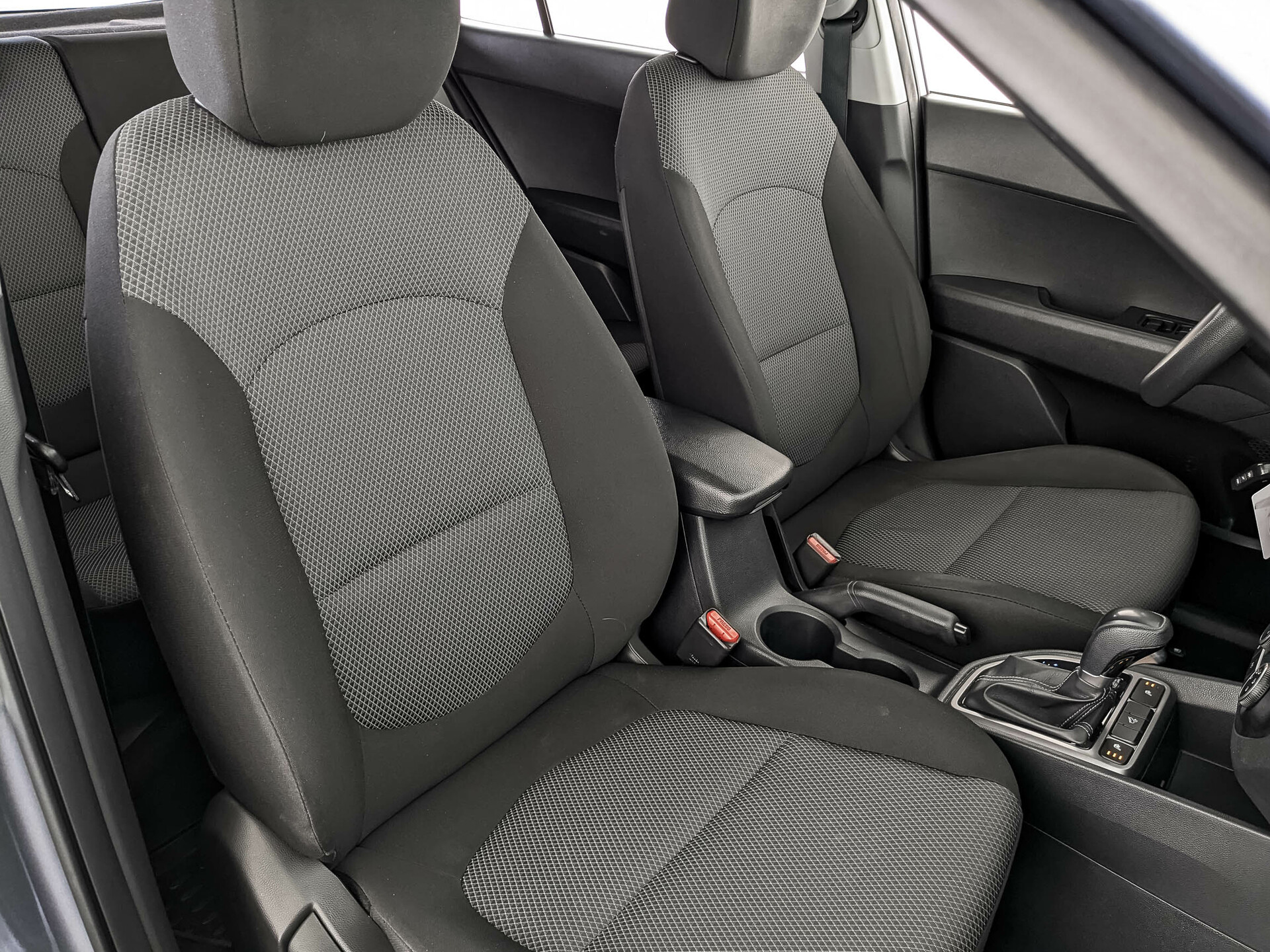 HYUNDAI Creta 1.60 (123 л.с), автомат, 2019, пробег 140 423 км