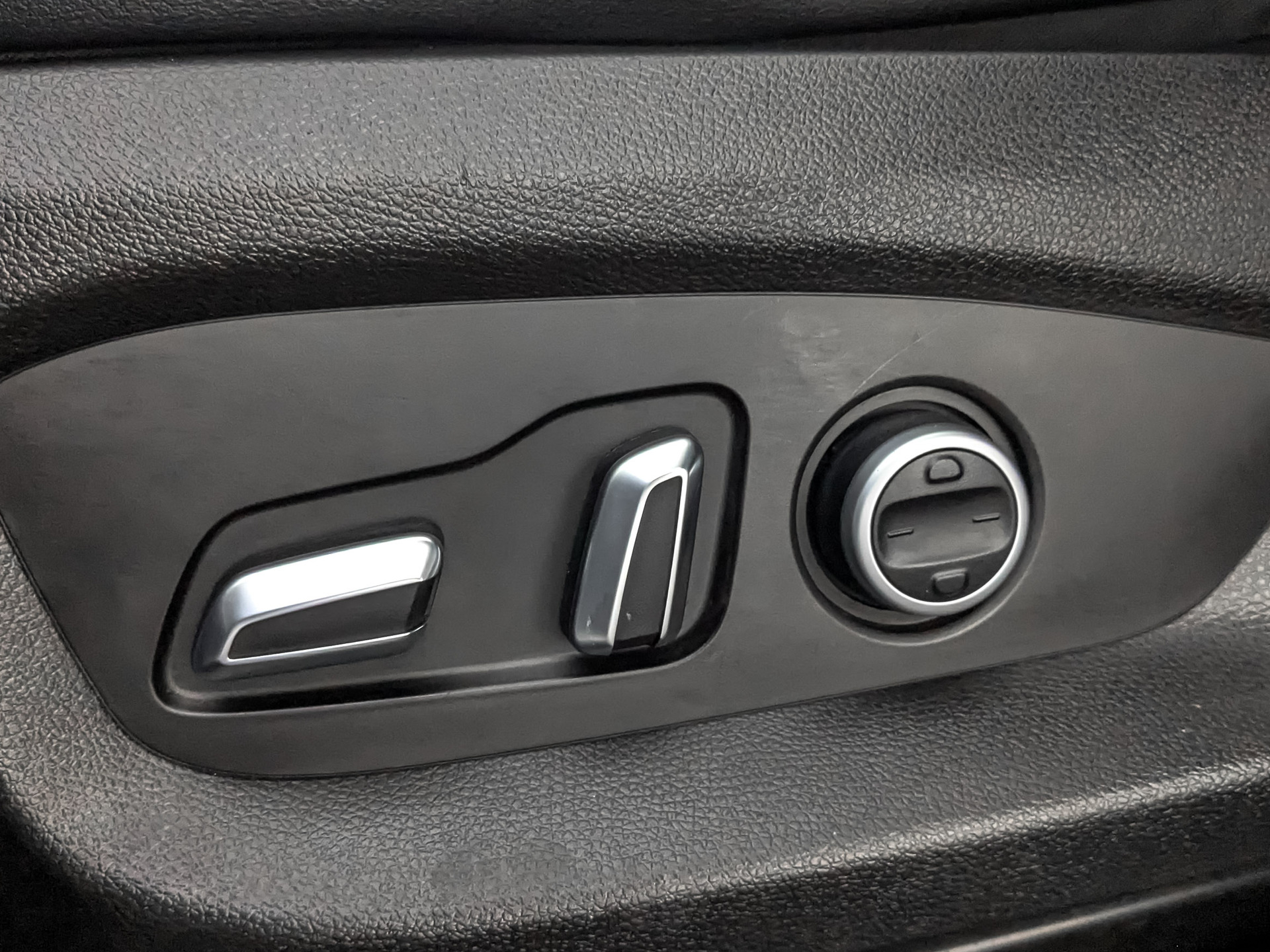 EXEED VX 2.00 (249 л.с), автомат, 2023, пробег 70 776 км
