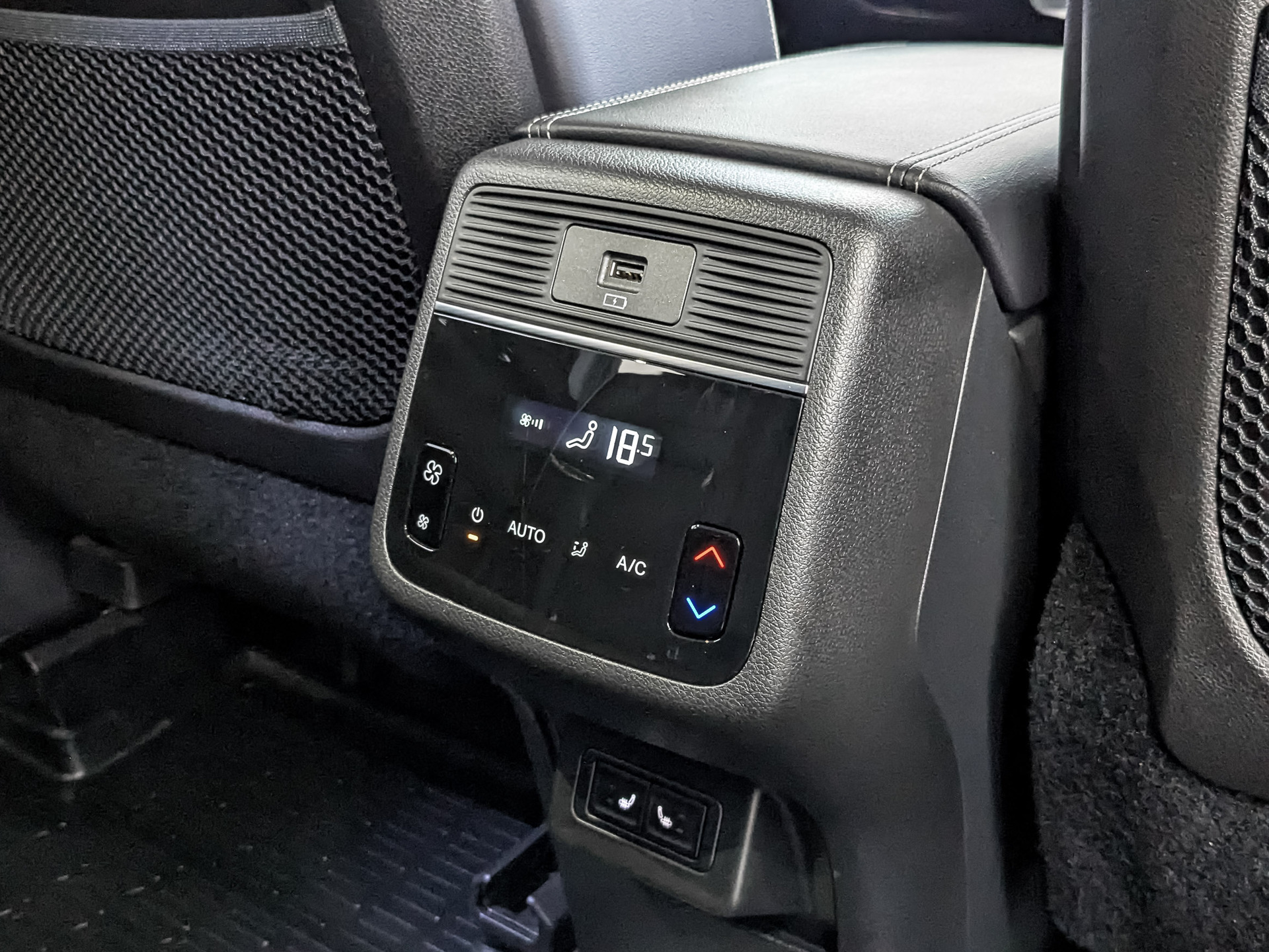 EXEED VX 2.00 (249 л.с), автомат, 2023, пробег 70 776 км