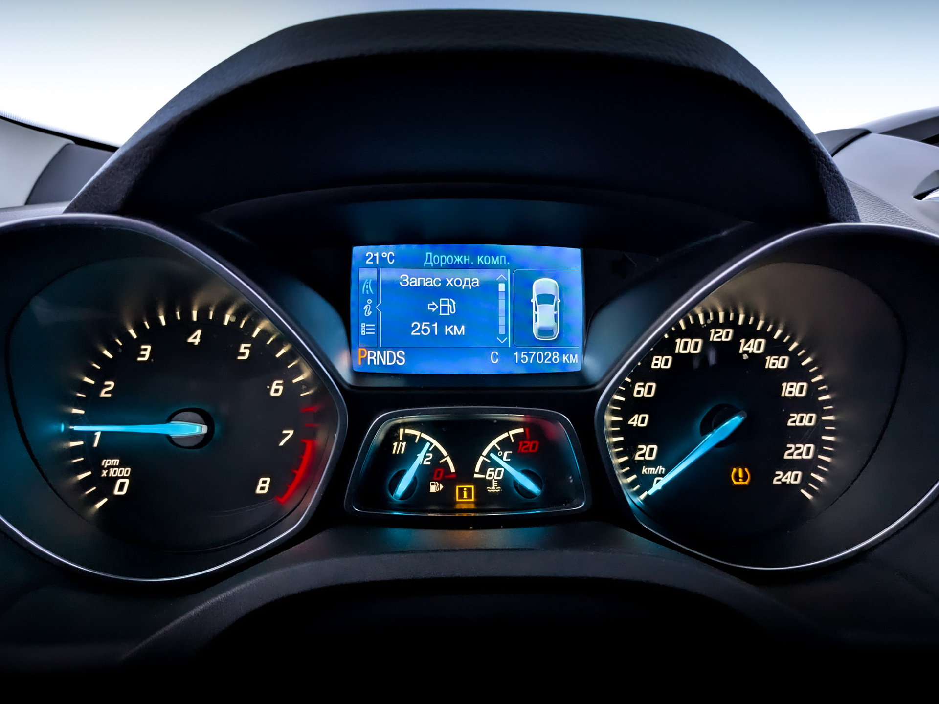 FORD Kuga 1.60 (150 л.с), автомат, 2014, пробег 157 027 км