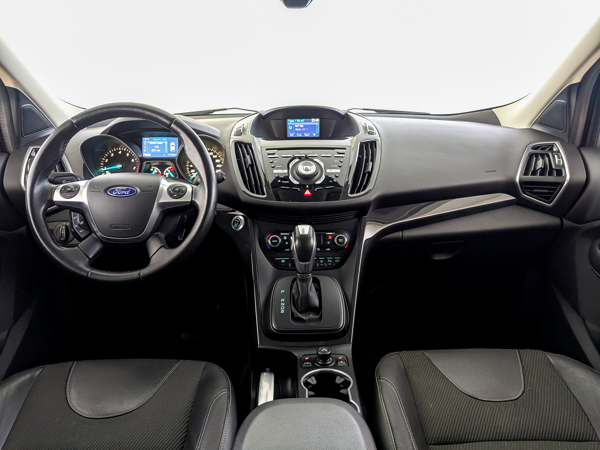FORD Kuga 1.60 (150 л.с), автомат, 2014, пробег 157 027 км