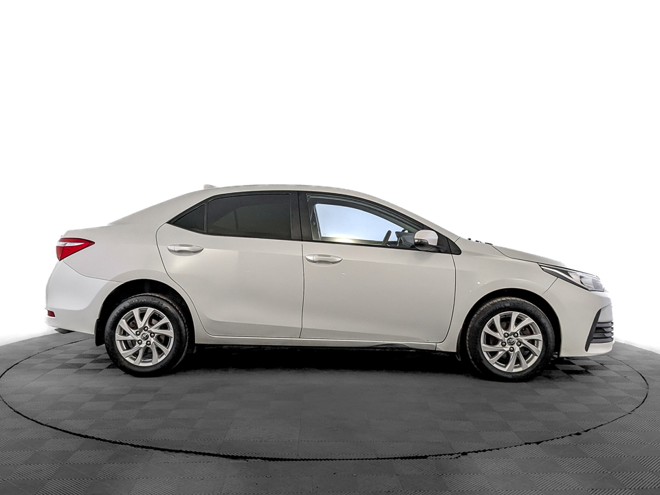 Toyota Corolla XI