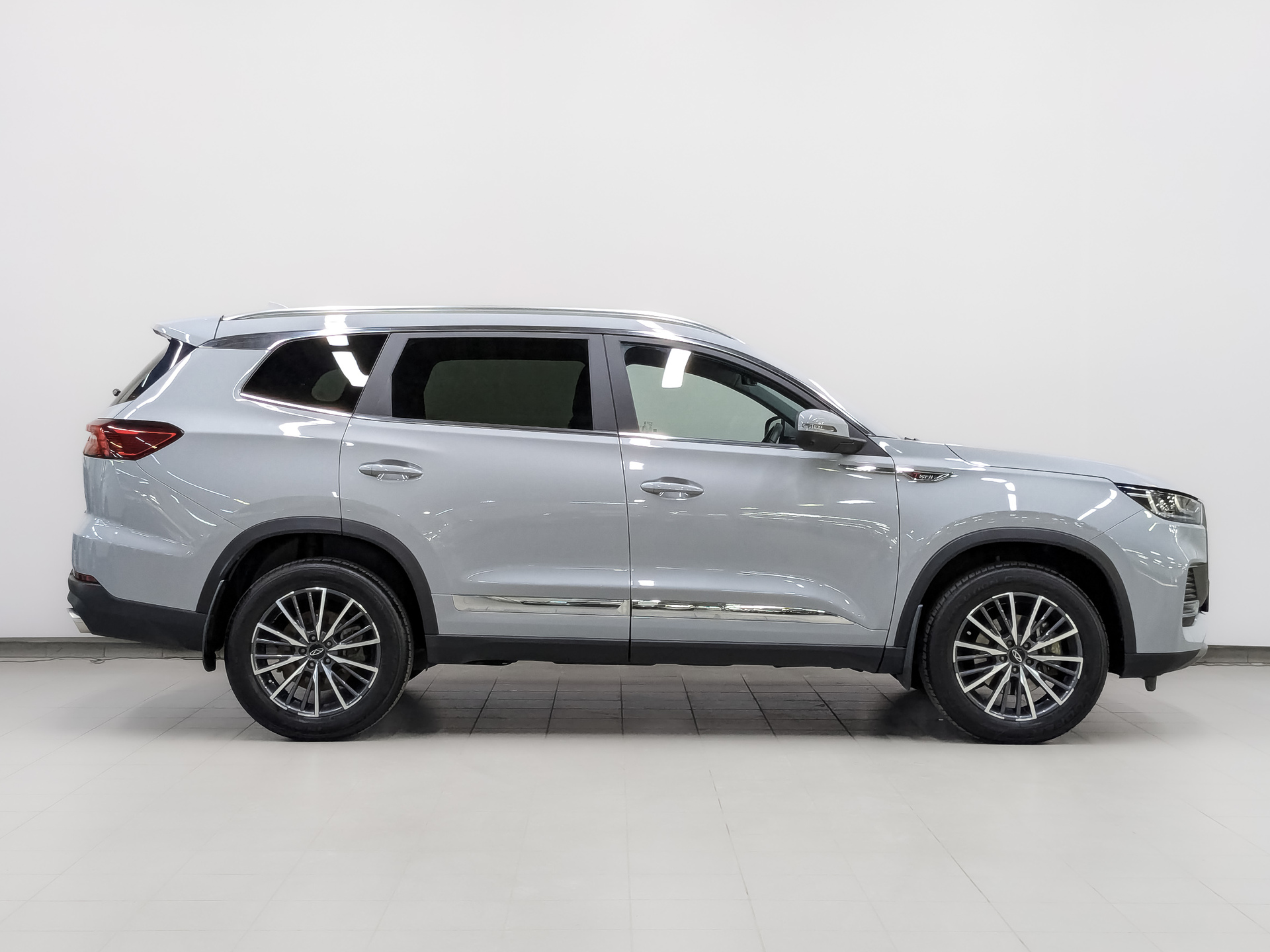 CHERY Tiggo 8 Pro 2.00 (197 л.с), автомат, 2024, пробег 34 208 км