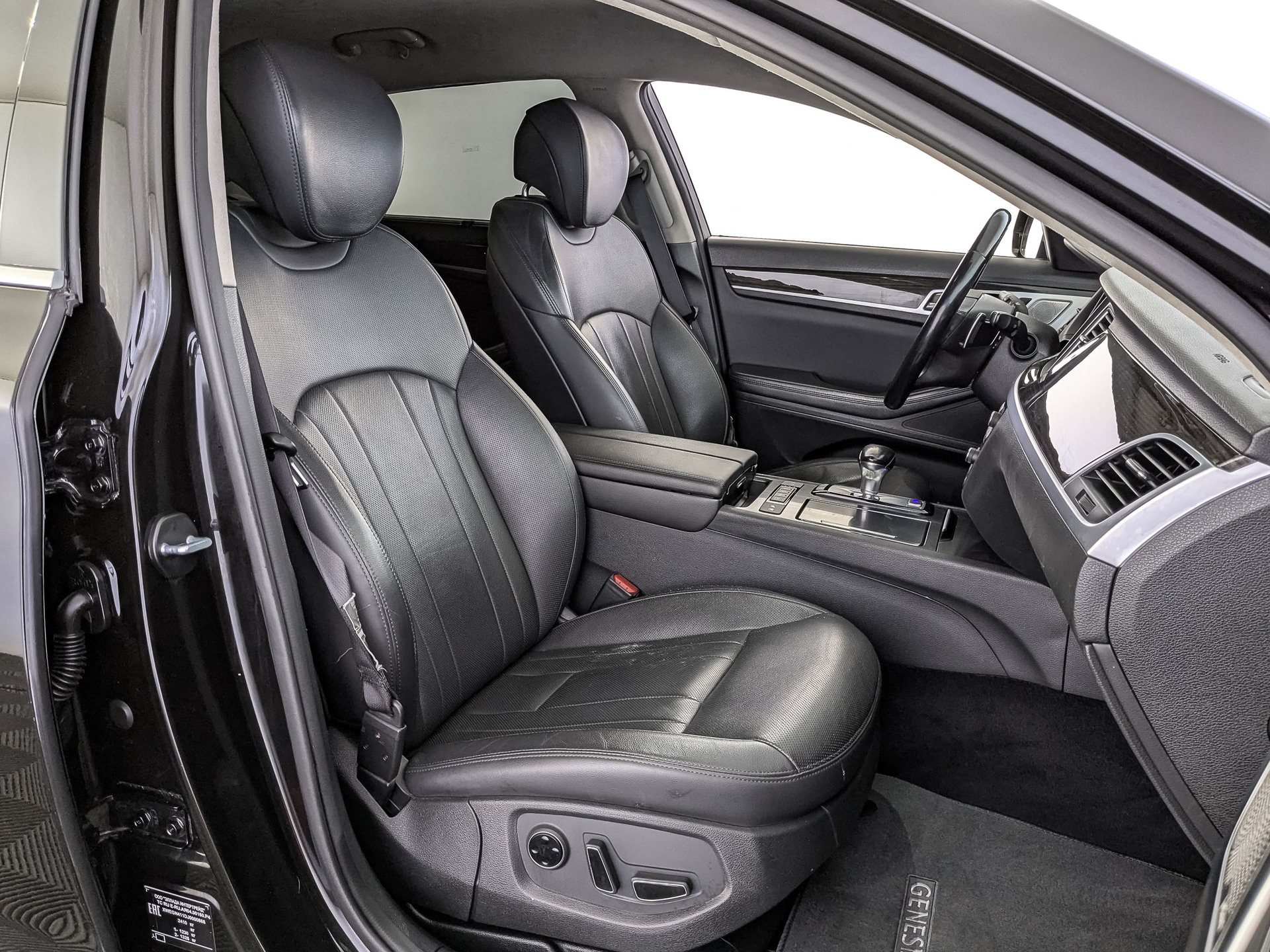 GENESIS G80 2.00 (245 л.с), автомат, 2018, пробег 159 776 км