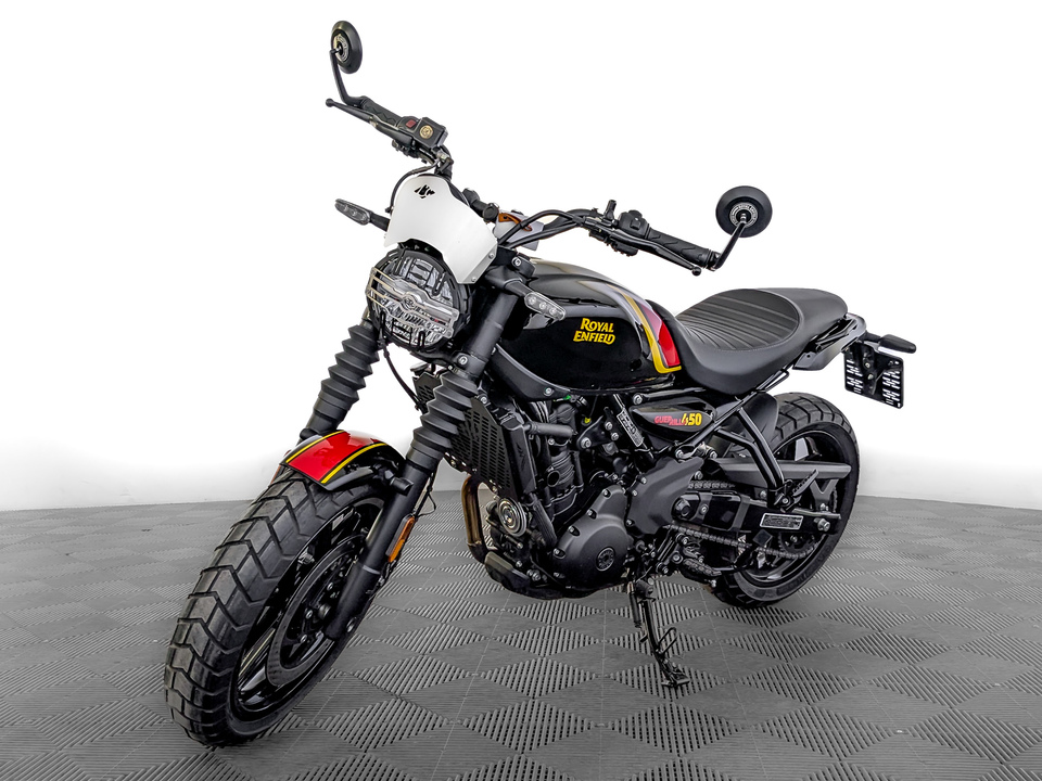 Royal Enfield Guerrilla 450 - фото №3