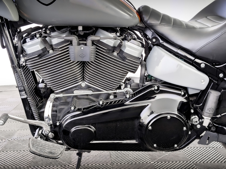 Harley-Davidson Sport Glide 107 - фото №9
