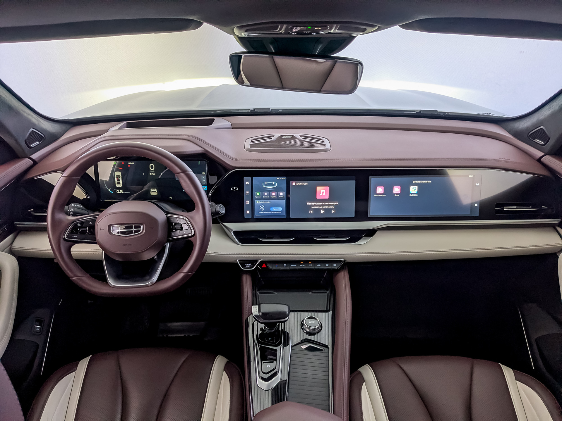 GEELY Monjaro 2.00 (238 л.с), автомат, 2023, пробег 26 928 км