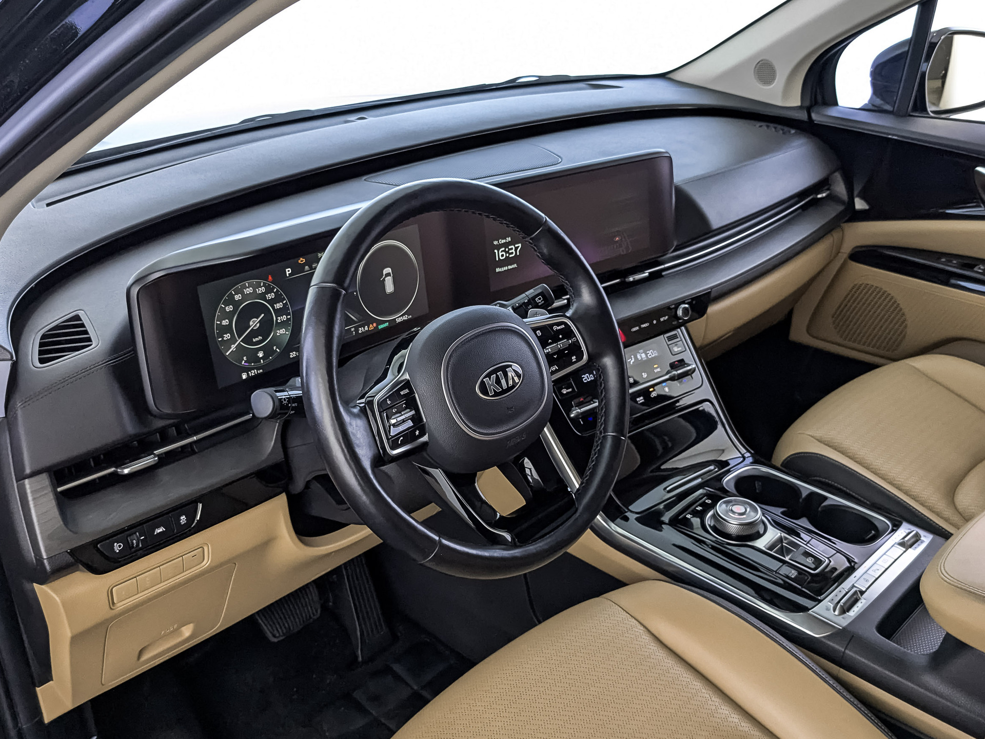 KIA Carnival 3.50 (249 л.с), автомат, 2021, пробег 59 000 км