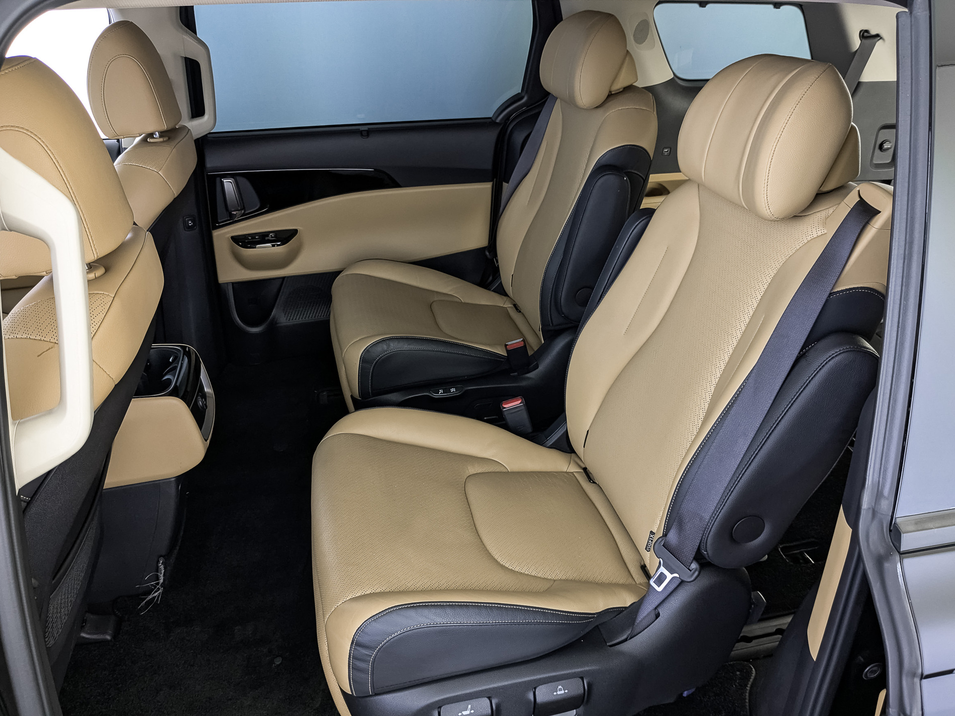 KIA Carnival 3.50 (249 л.с), автомат, 2021, пробег 59 000 км